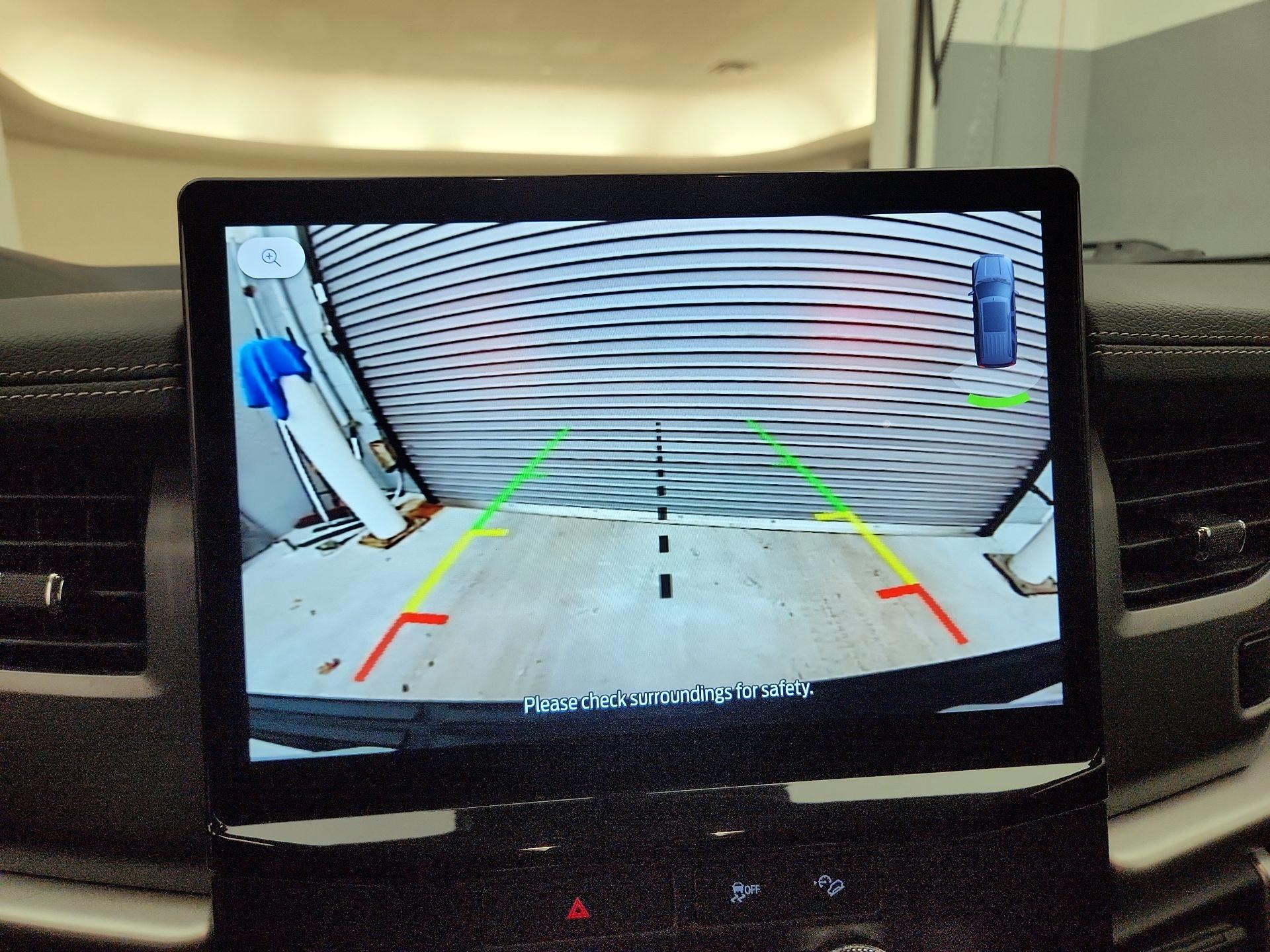 Thumbnail: 2022 Ford Expedition - 15