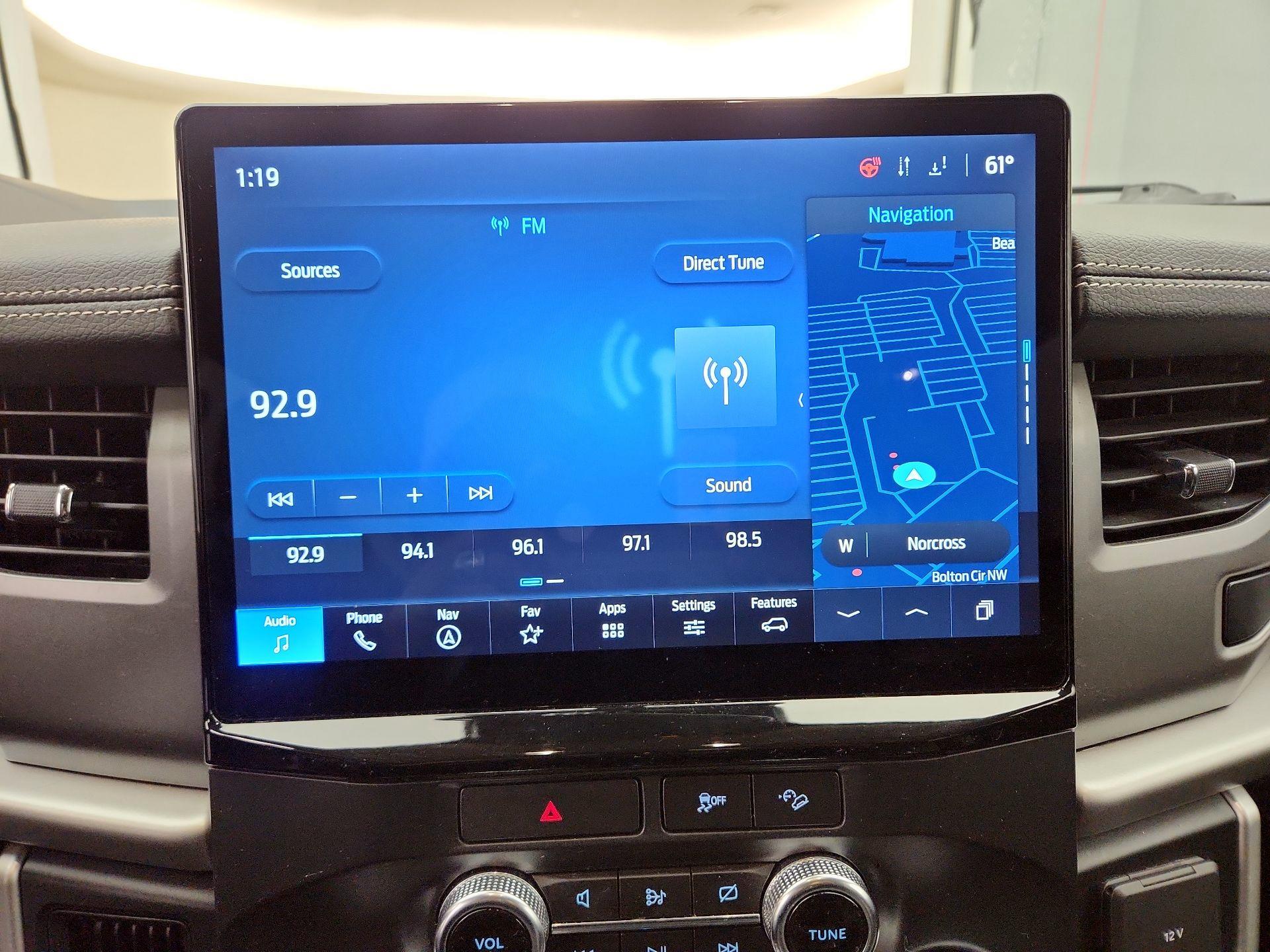 Thumbnail: 2022 Ford Expedition - 16