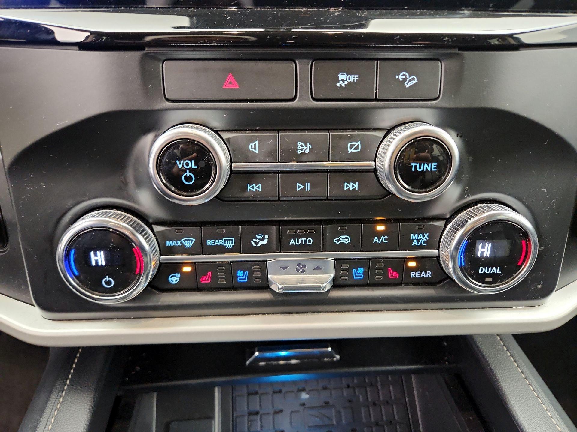 Thumbnail: 2022 Ford Expedition - 17