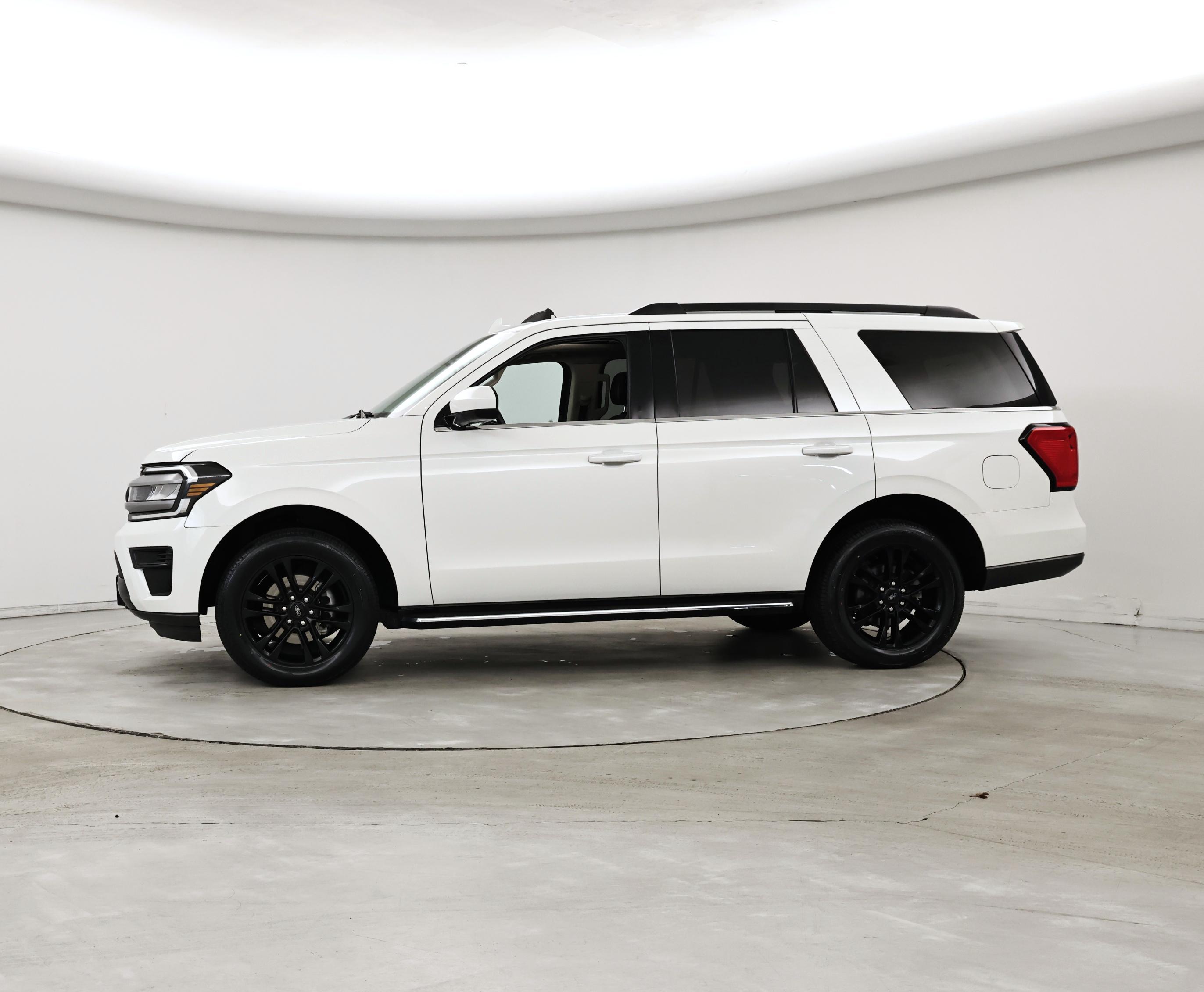 Thumbnail: 2022 Ford Expedition - 3