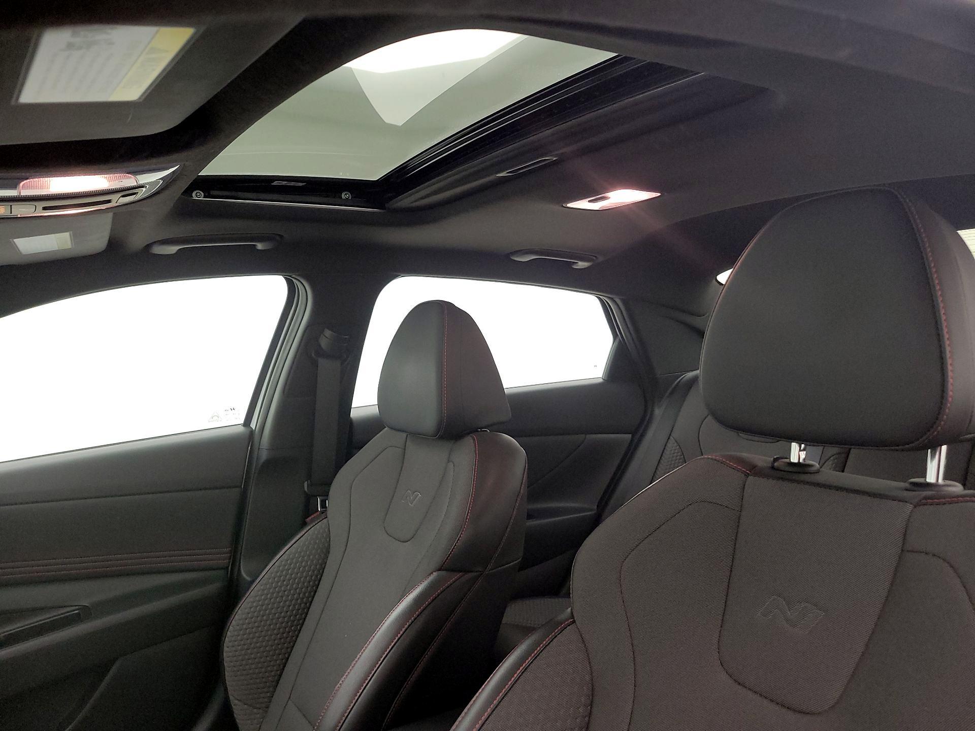 Thumbnail: 2023 Hyundai Elantra - 20