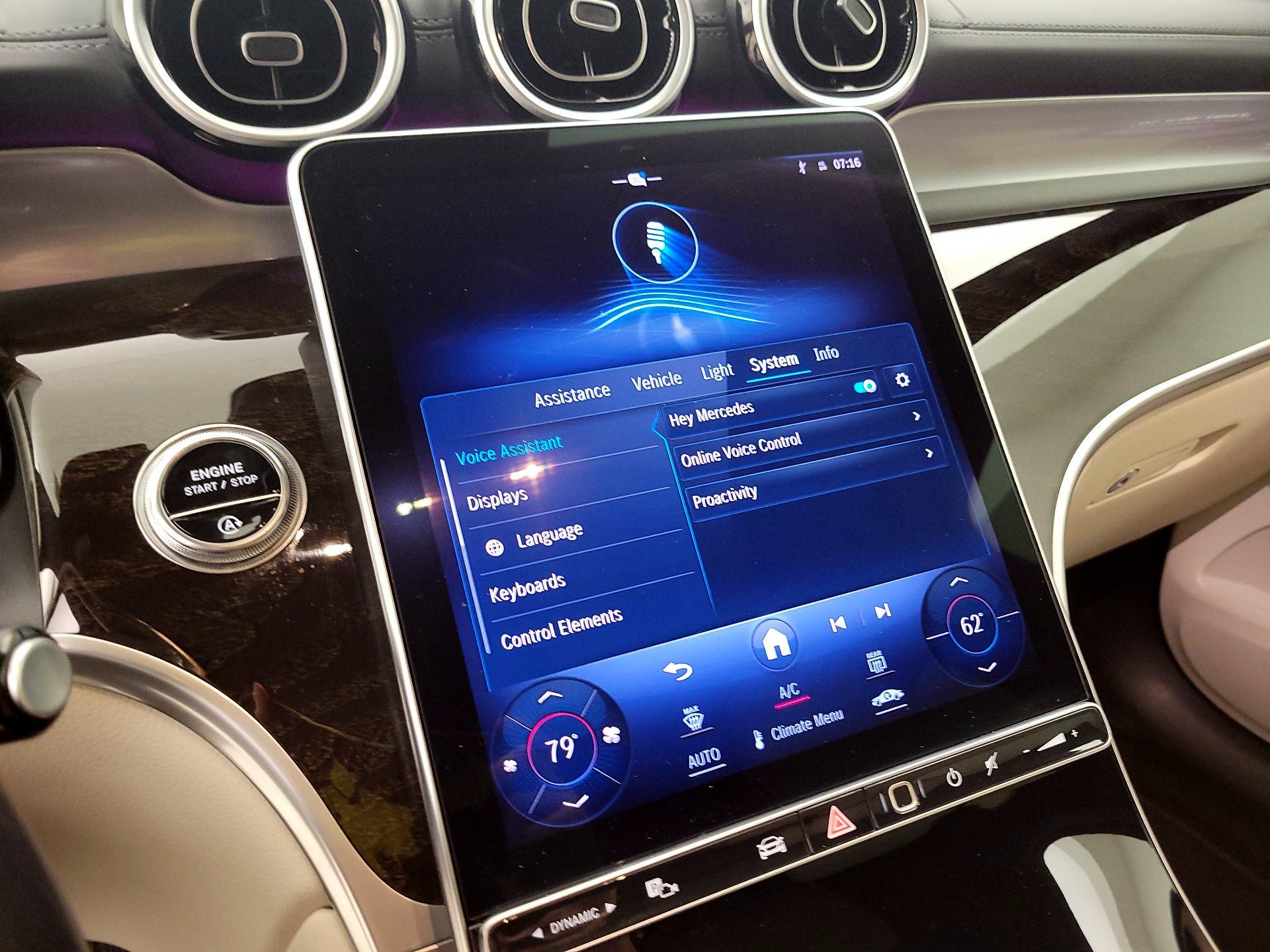 Thumbnail: 2023 Mercedes-Benz GLC - 15