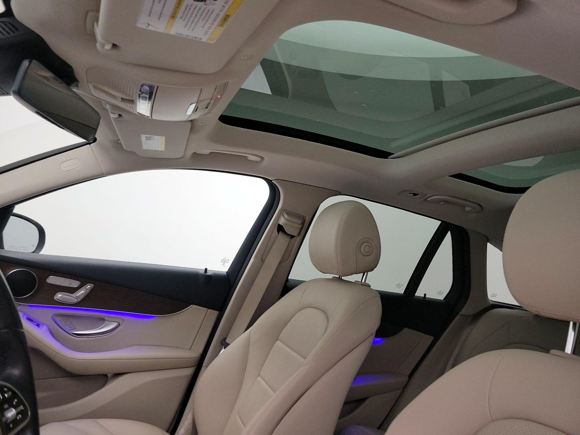 Thumbnail: 2022 Mercedes-Benz GLC - 18