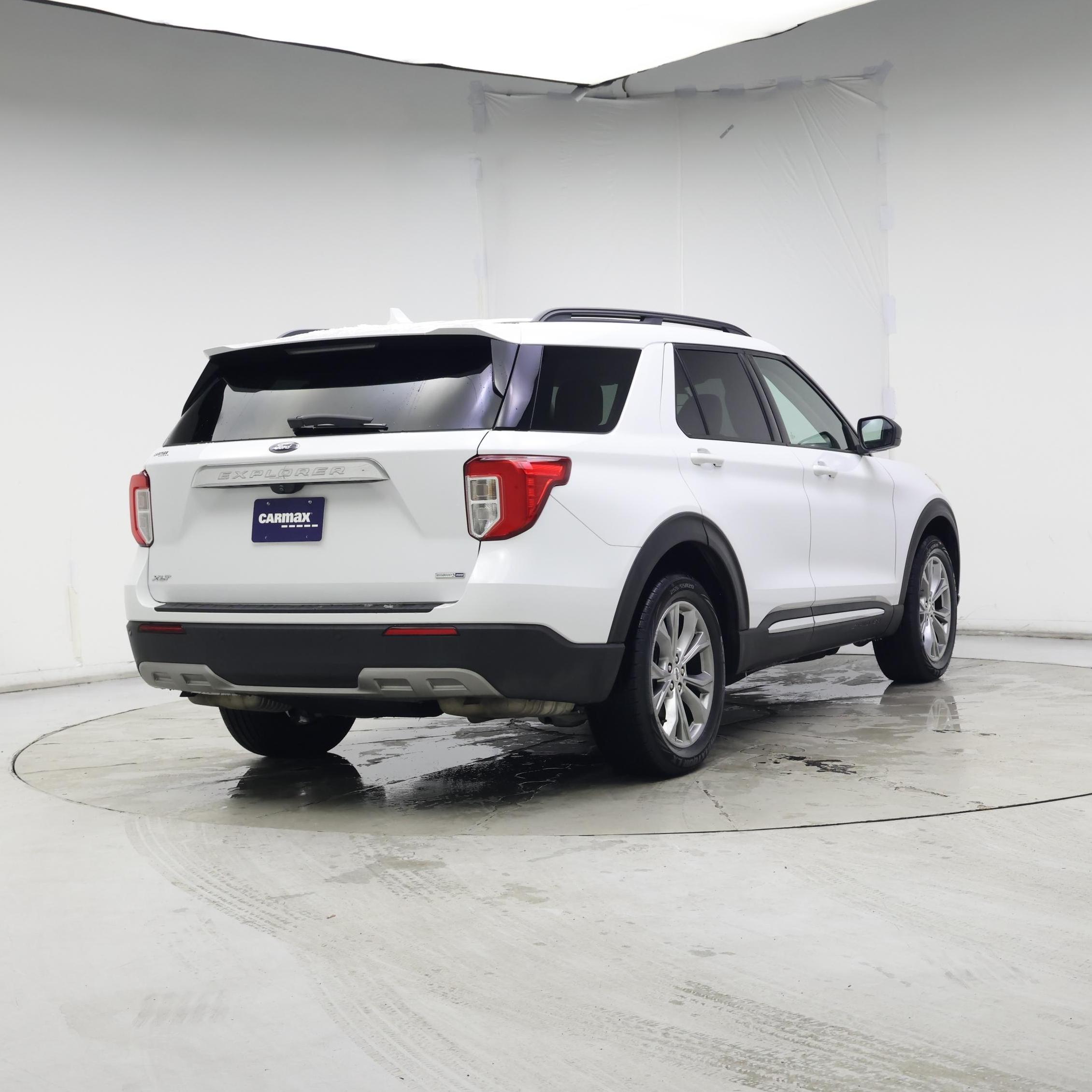Thumbnail: 2020 Ford Explorer - 8