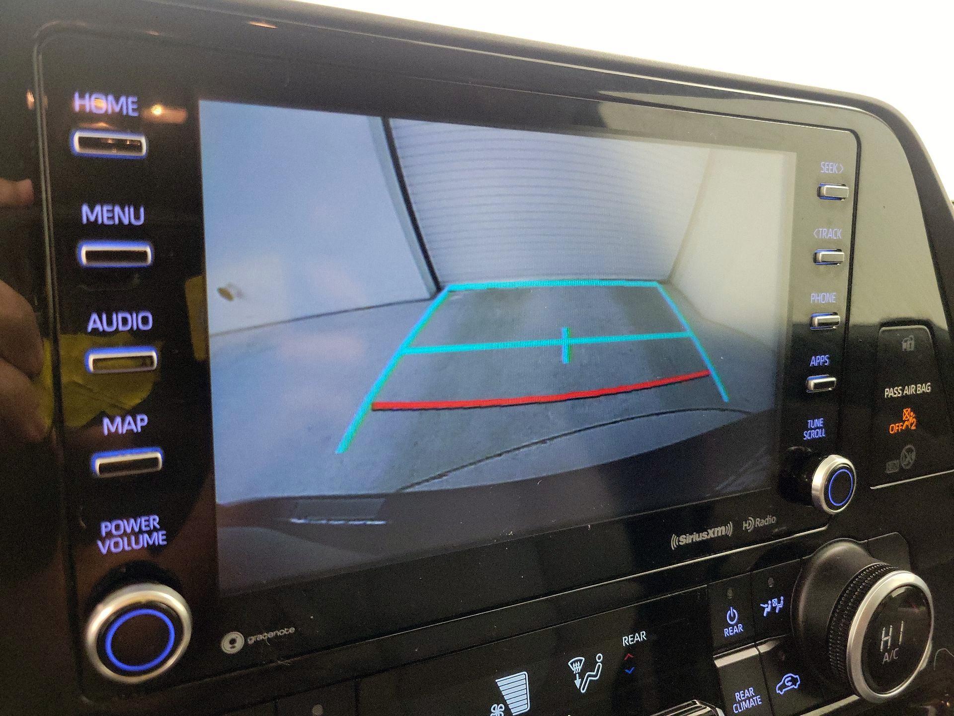 Thumbnail: 2021 Toyota Highlander - 14