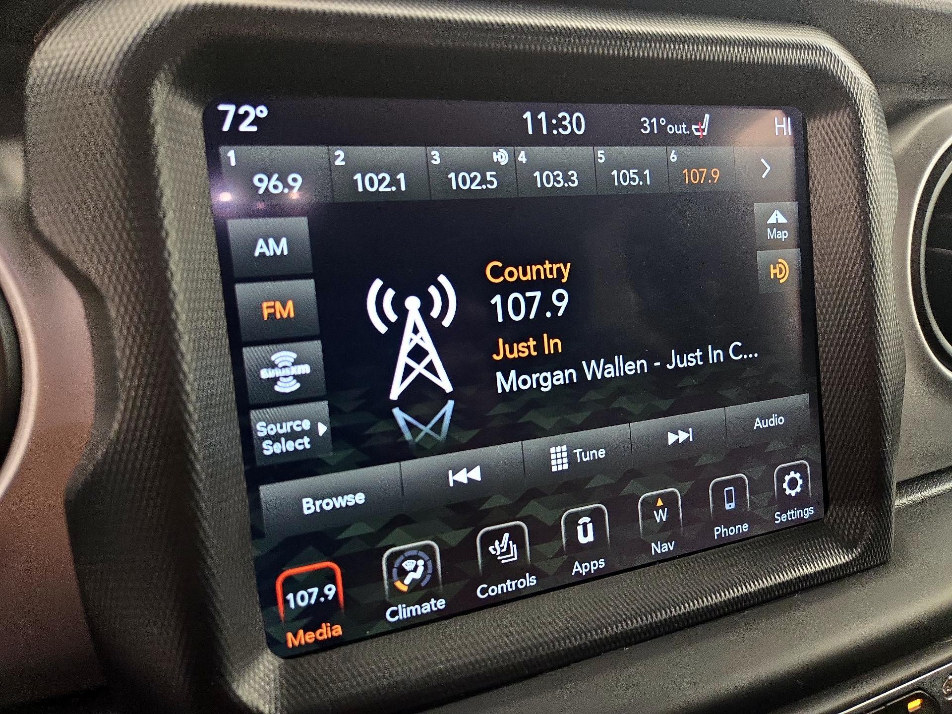 Thumbnail: 2021 Jeep Gladiator - 16