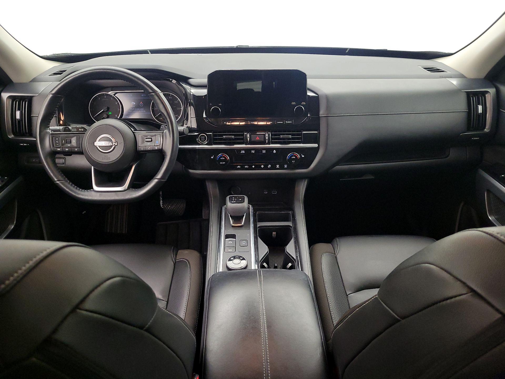 Thumbnail: 2023 Nissan Pathfinder - 9