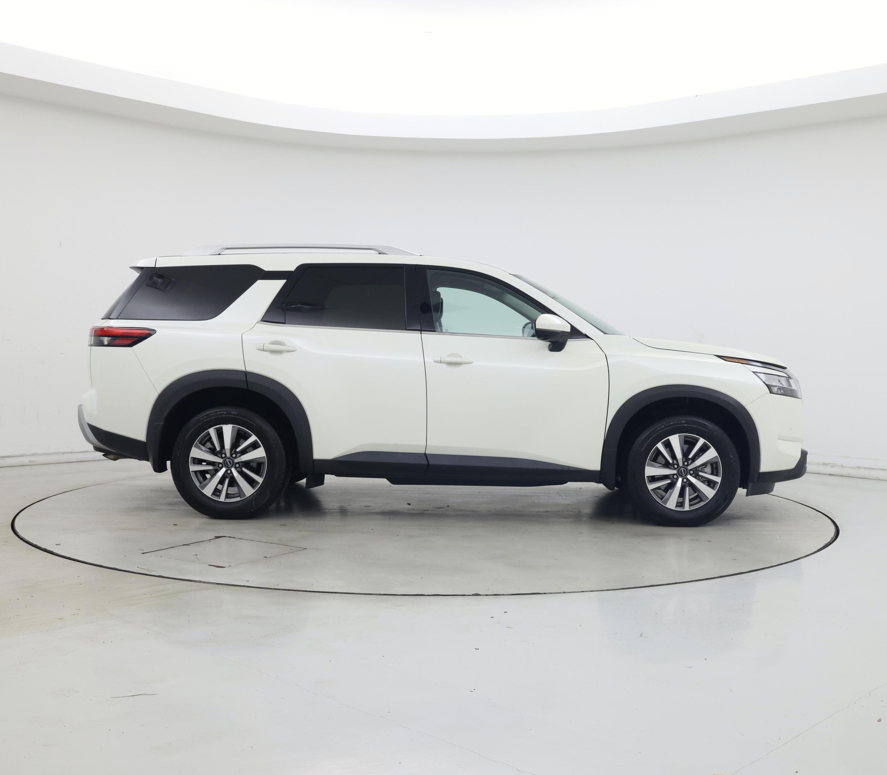 Thumbnail: 2023 Nissan Pathfinder - 7