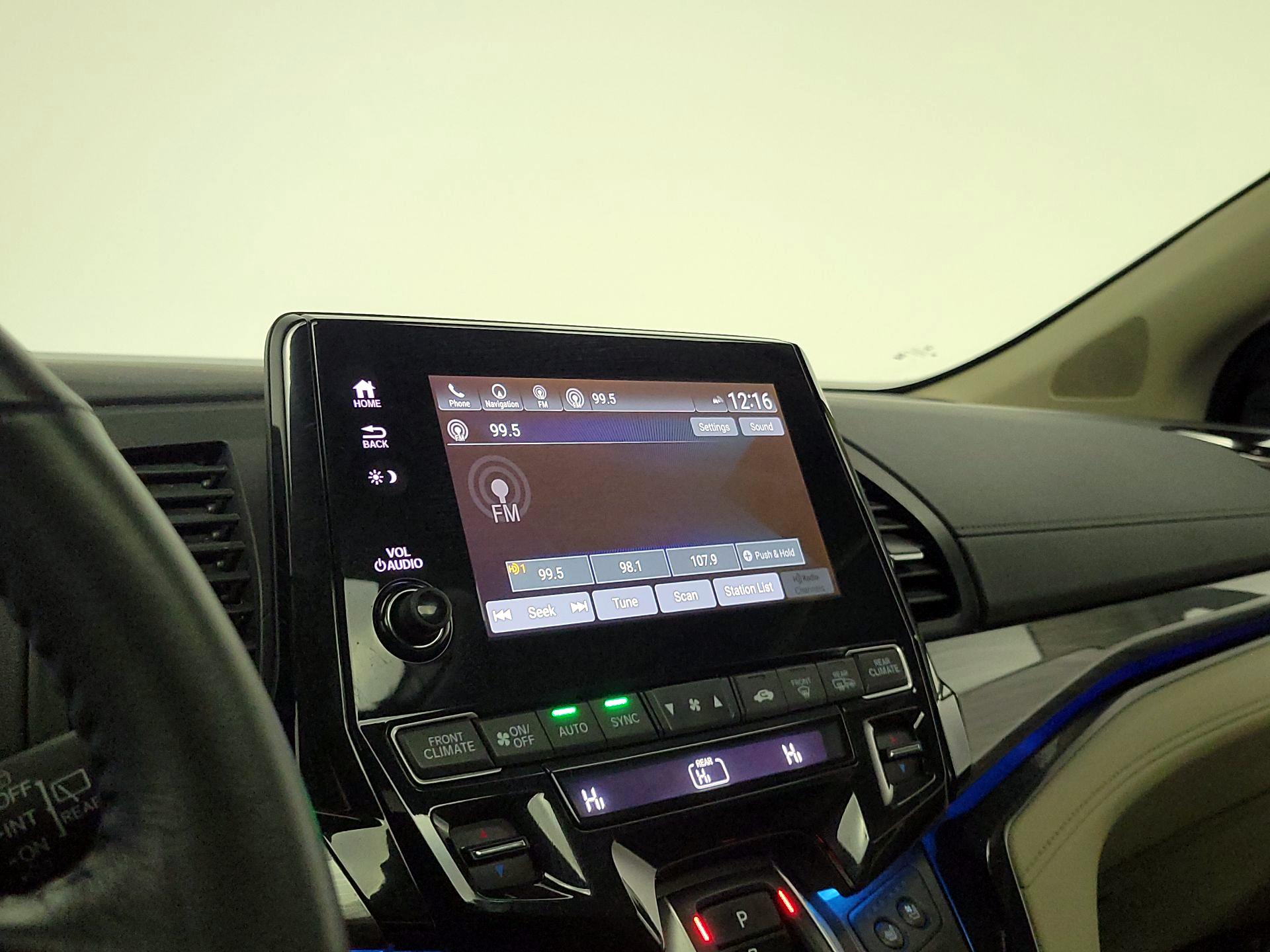 Thumbnail: 2023 Honda Odyssey - 16