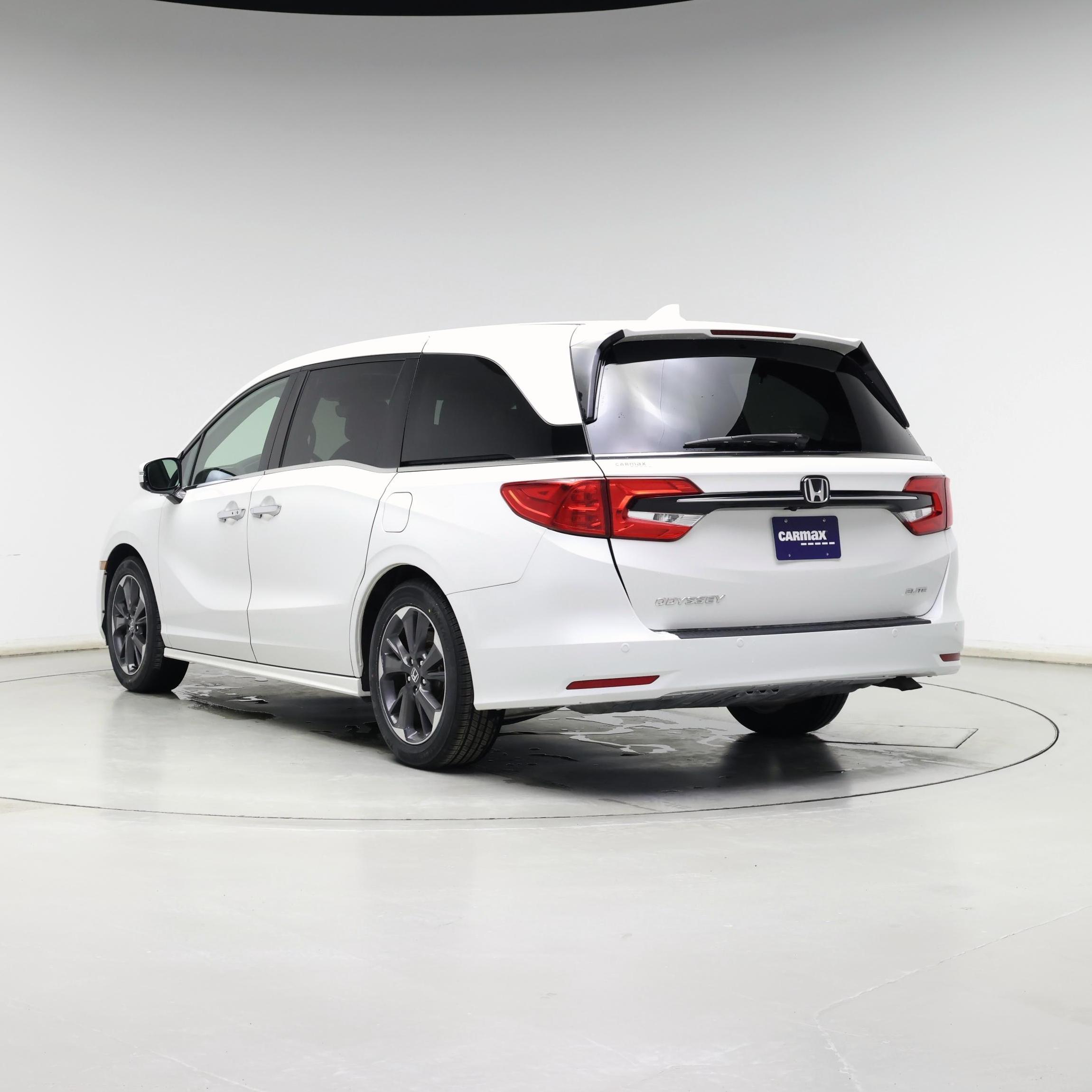 Thumbnail: 2023 Honda Odyssey - 2