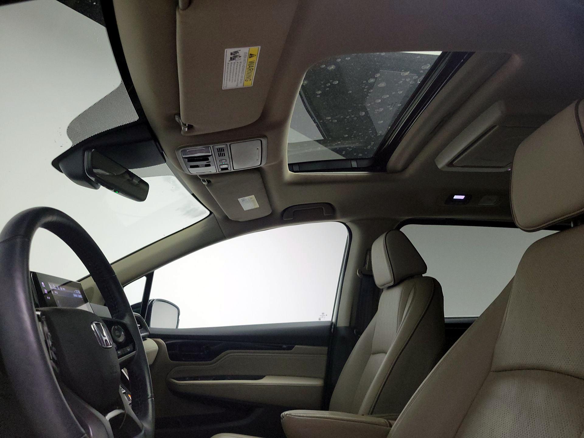 Thumbnail: 2023 Honda Odyssey - 20