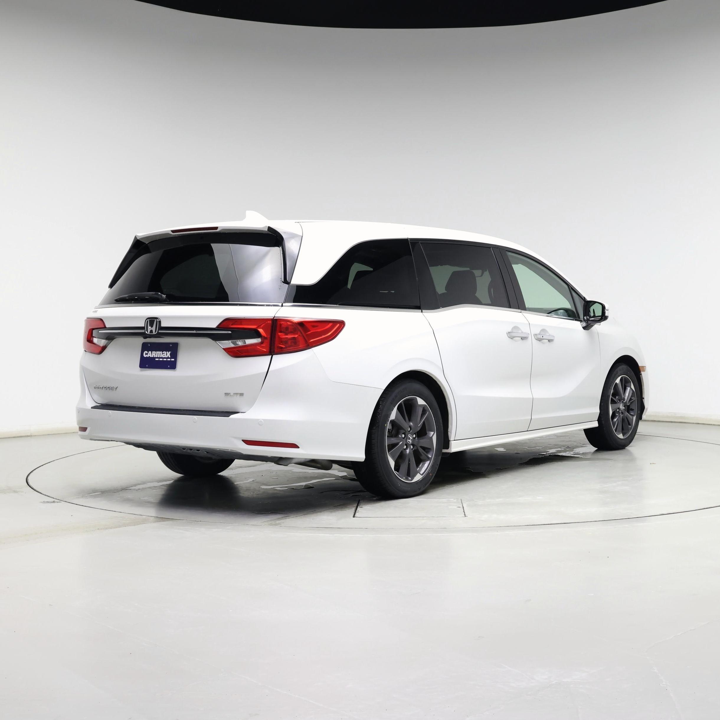 Thumbnail: 2023 Honda Odyssey - 8