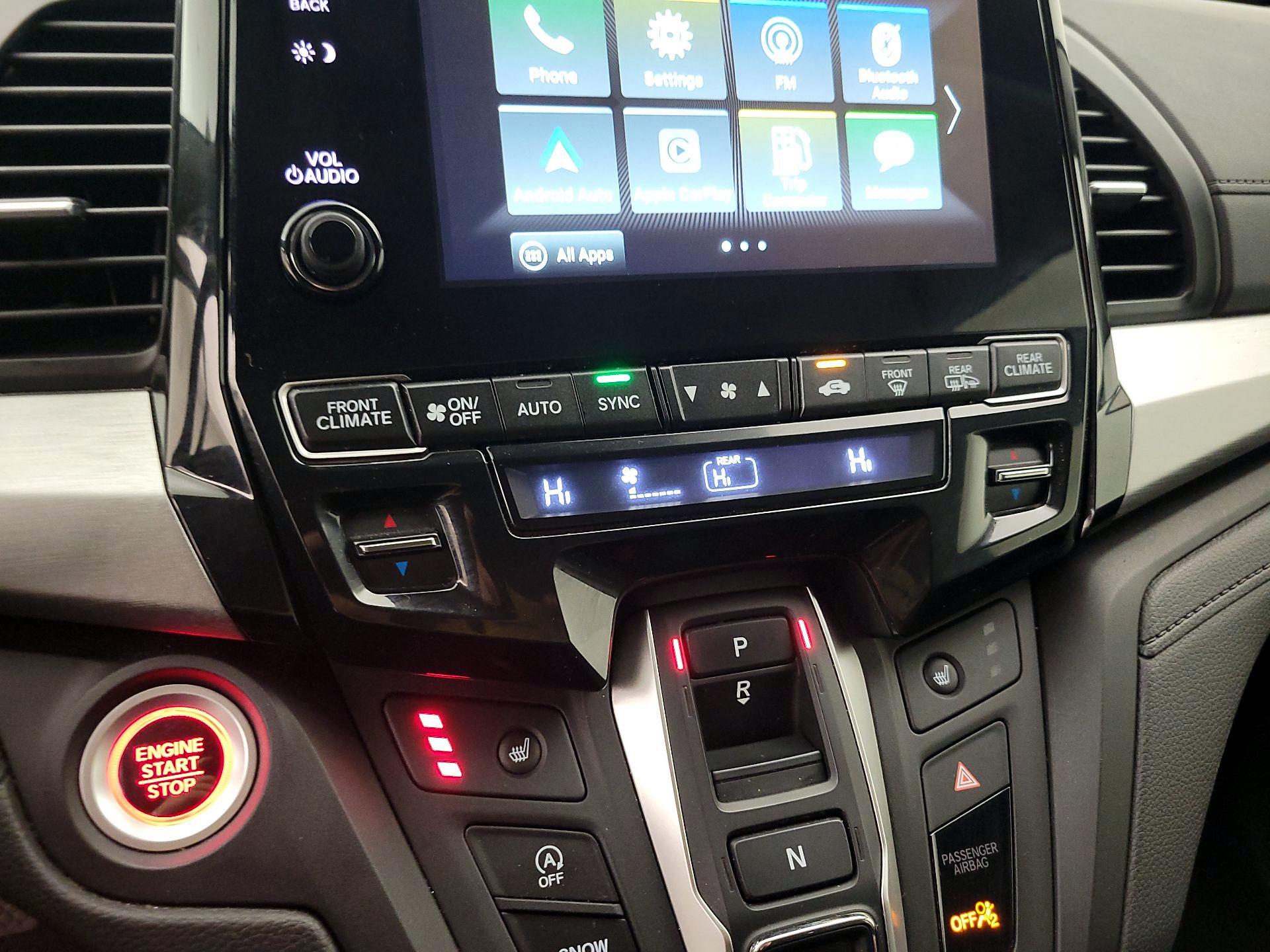 Thumbnail: 2023 Honda Odyssey - 16