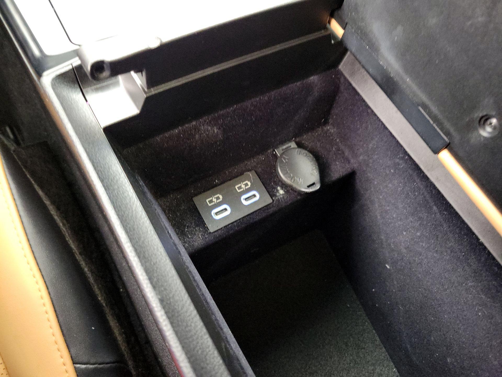 Thumbnail: 2023 Lexus ES - 17