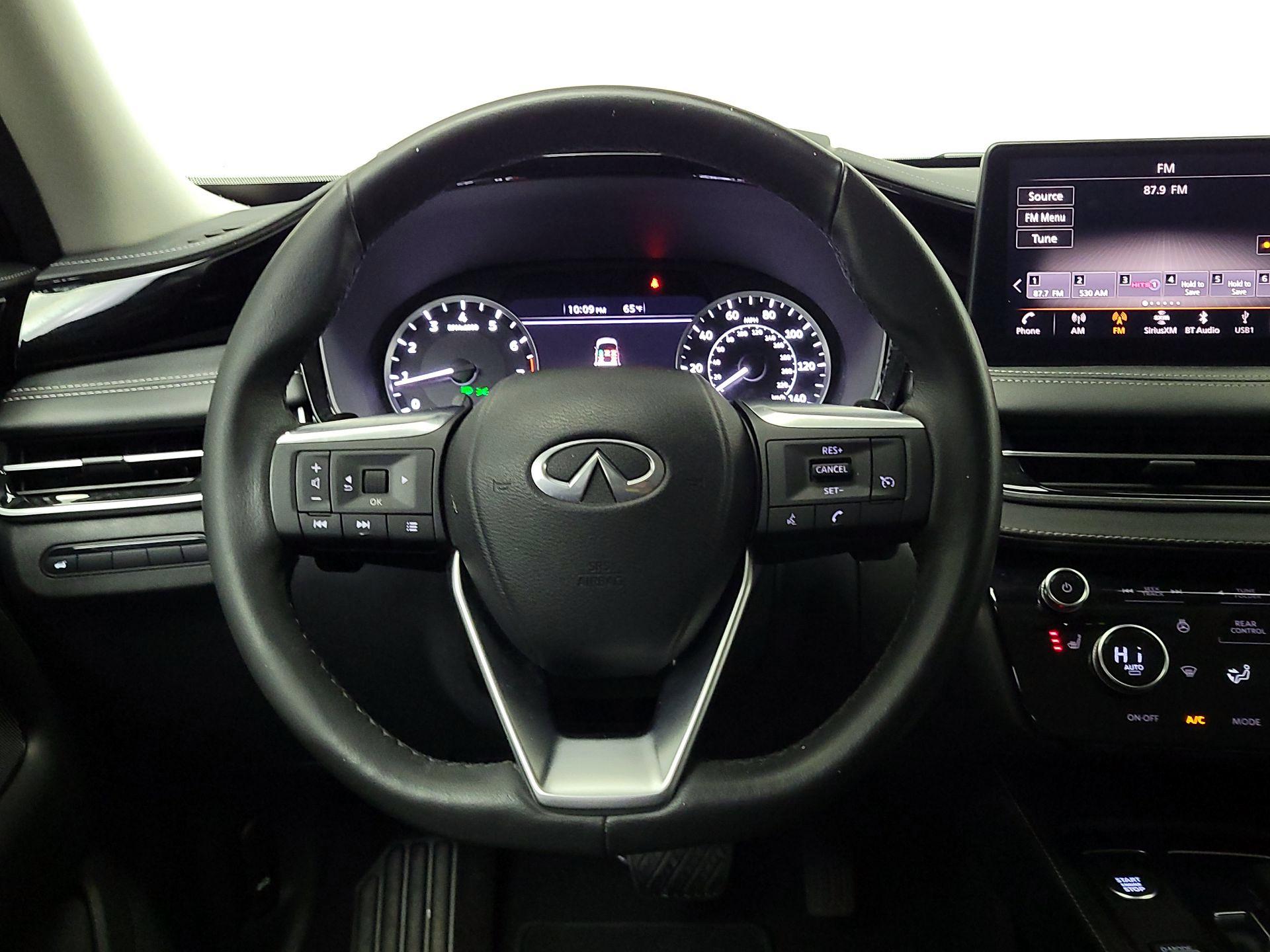 Thumbnail: 2023 INFINITI QX60 - 10