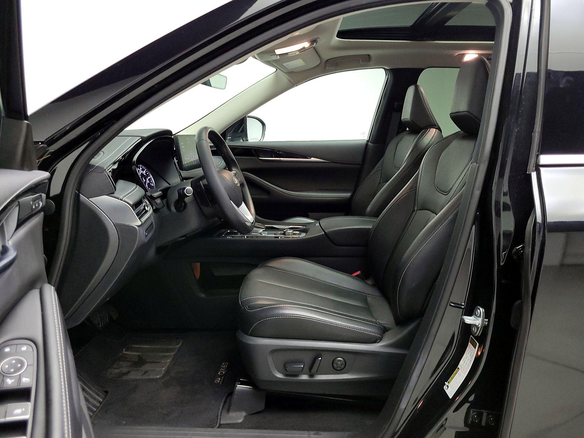 Thumbnail: 2023 INFINITI QX60 - 11