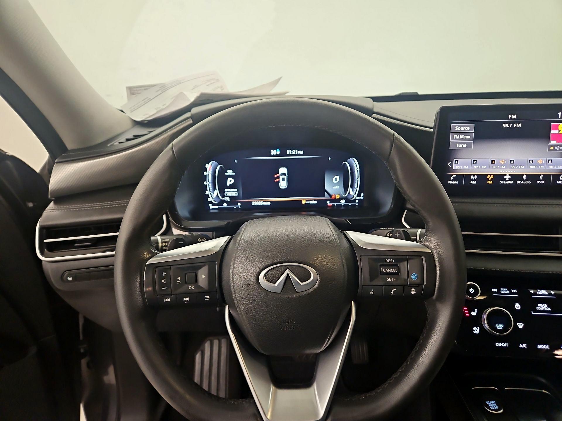 Thumbnail: 2023 INFINITI QX60 - 10