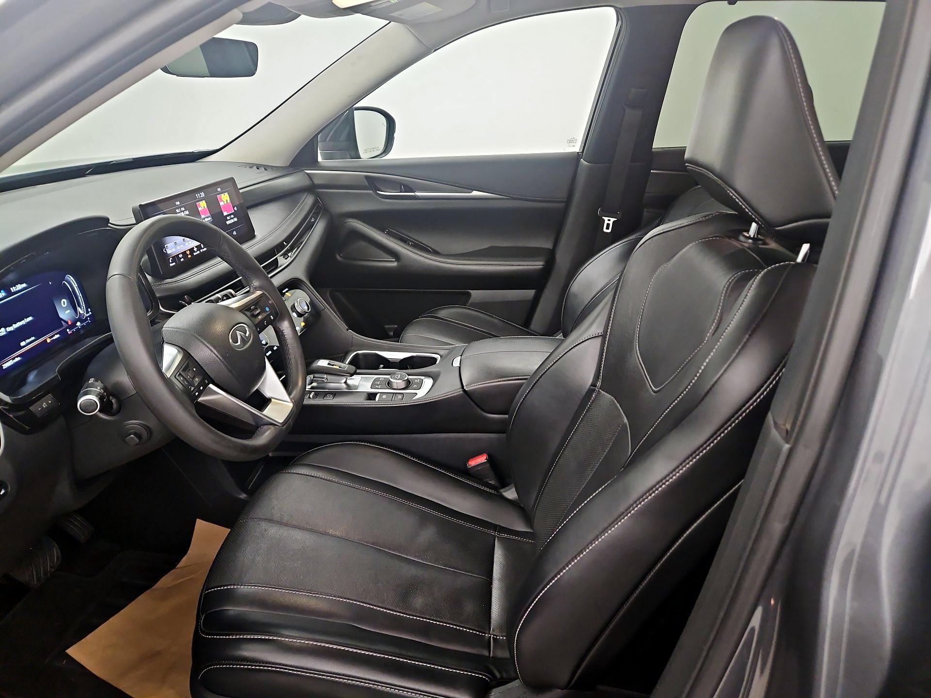 Thumbnail: 2023 INFINITI QX60 - 11