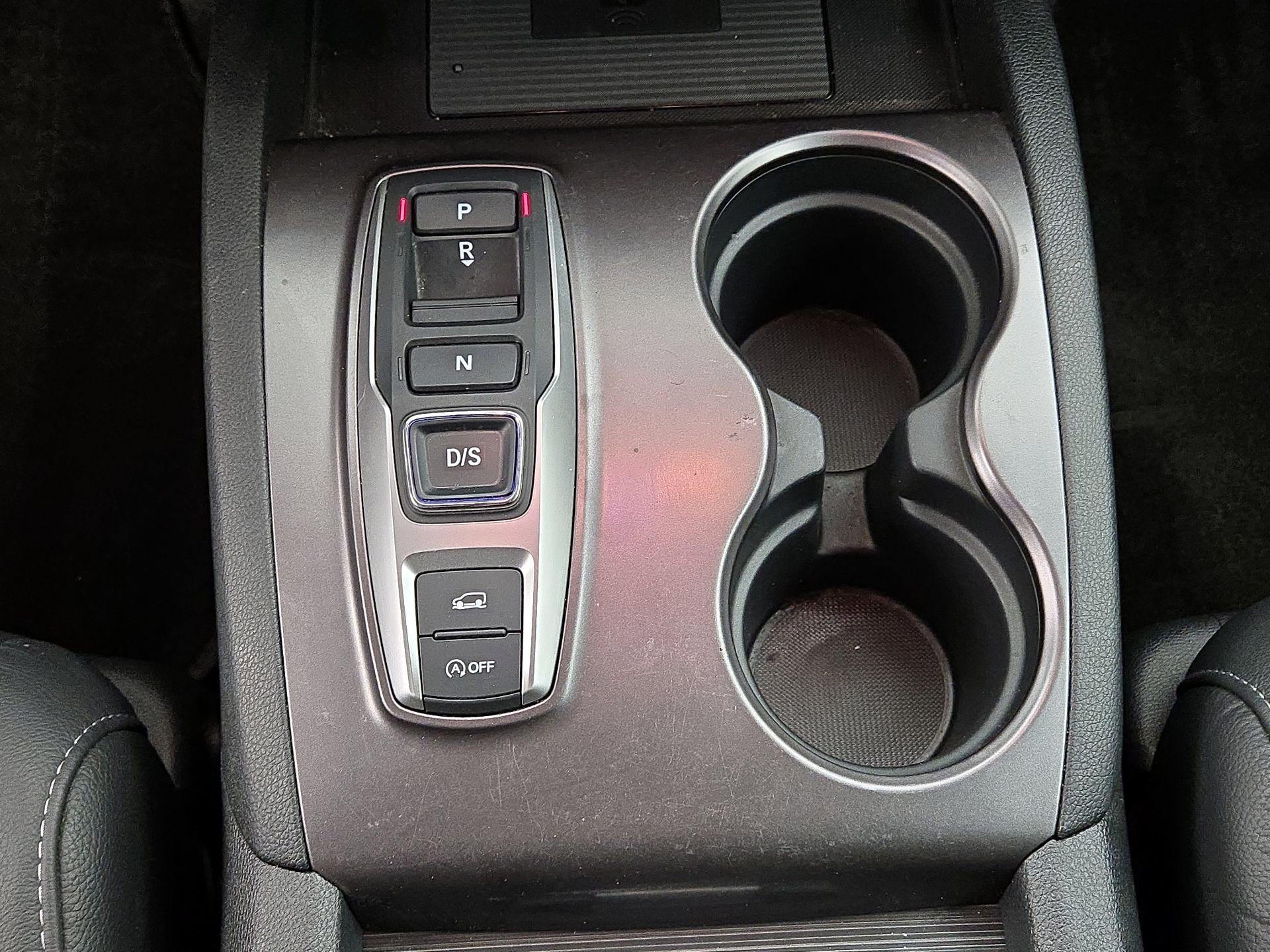 Thumbnail: 2022 Honda Pilot - 16