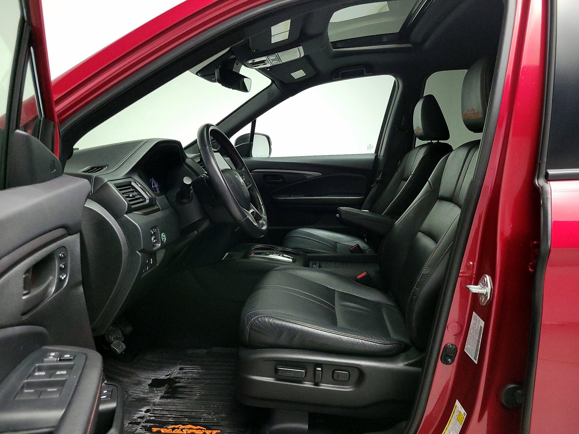 Thumbnail: 2023 Honda Passport - 11