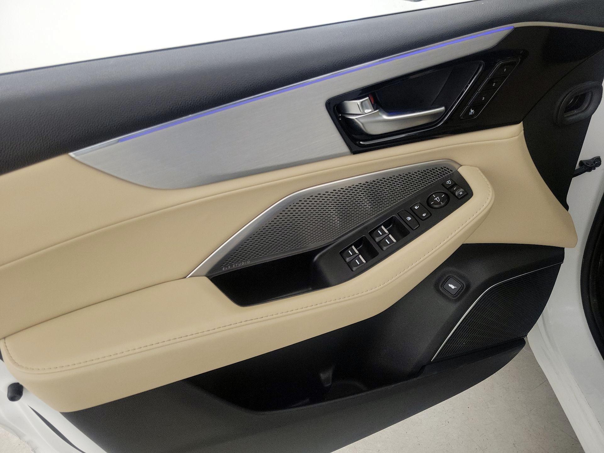 Thumbnail: 2022 Acura MDX - 12