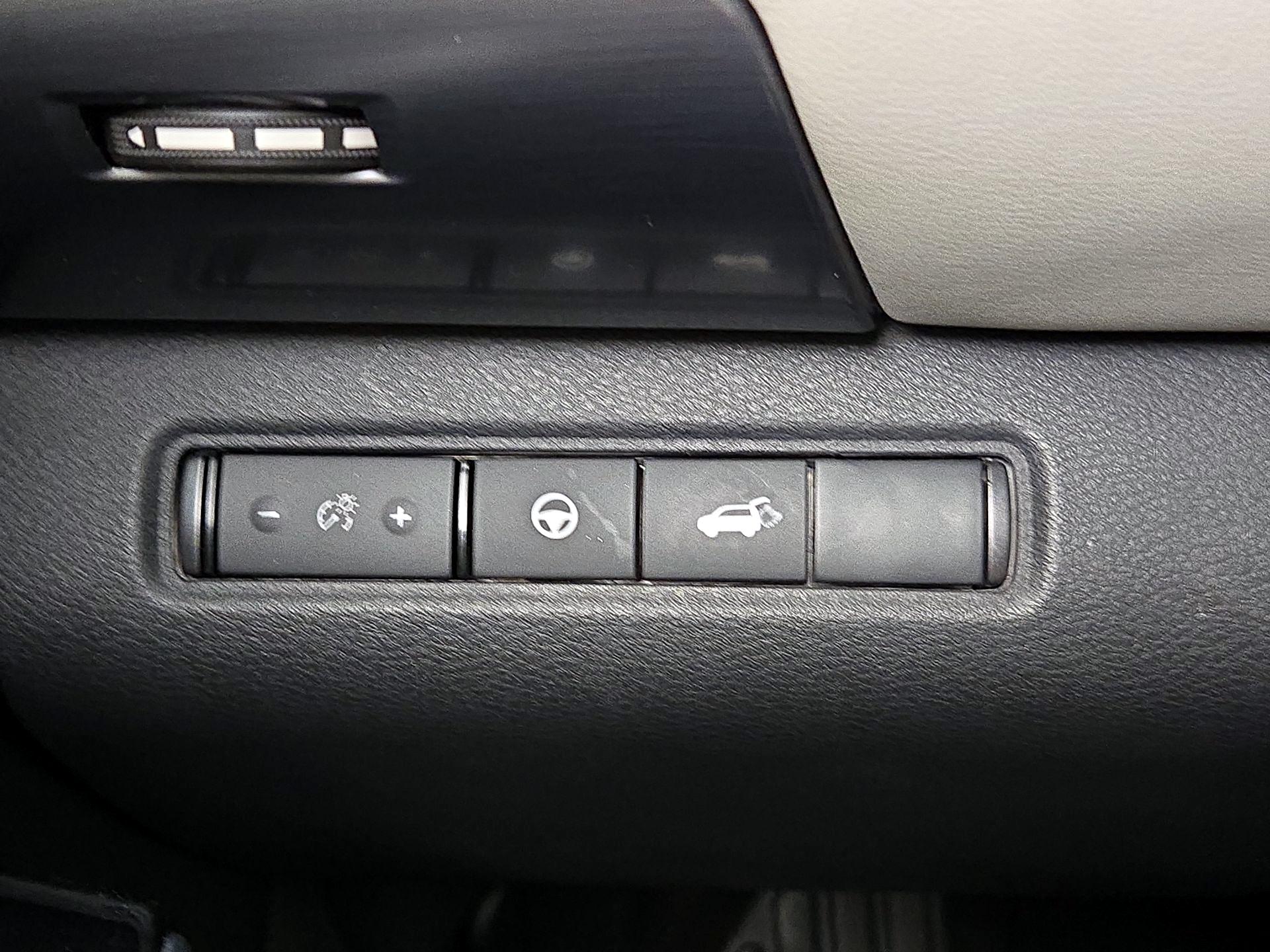 Thumbnail: 2023 Nissan Pathfinder - 13