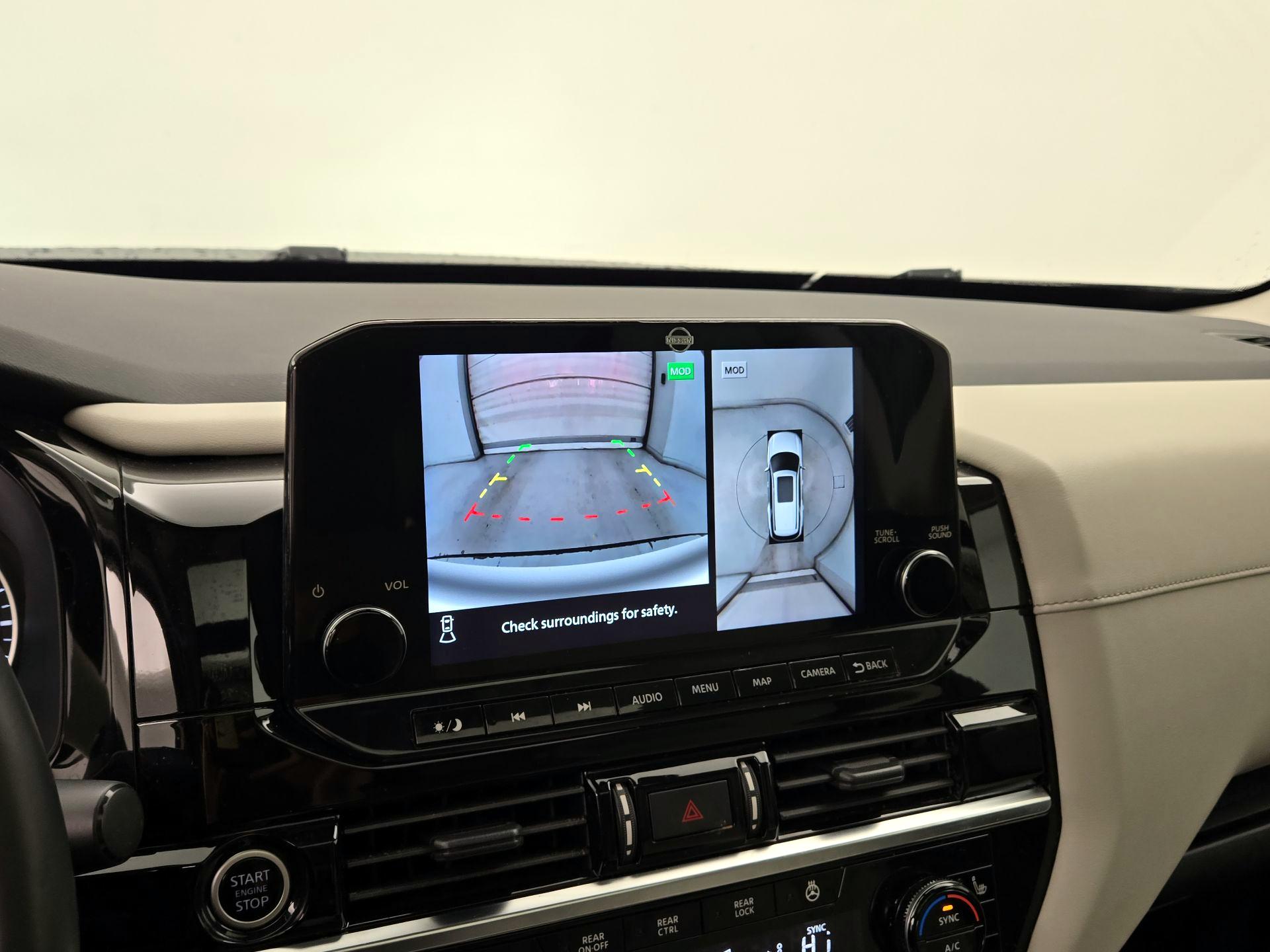 Thumbnail: 2023 Nissan Pathfinder - 15