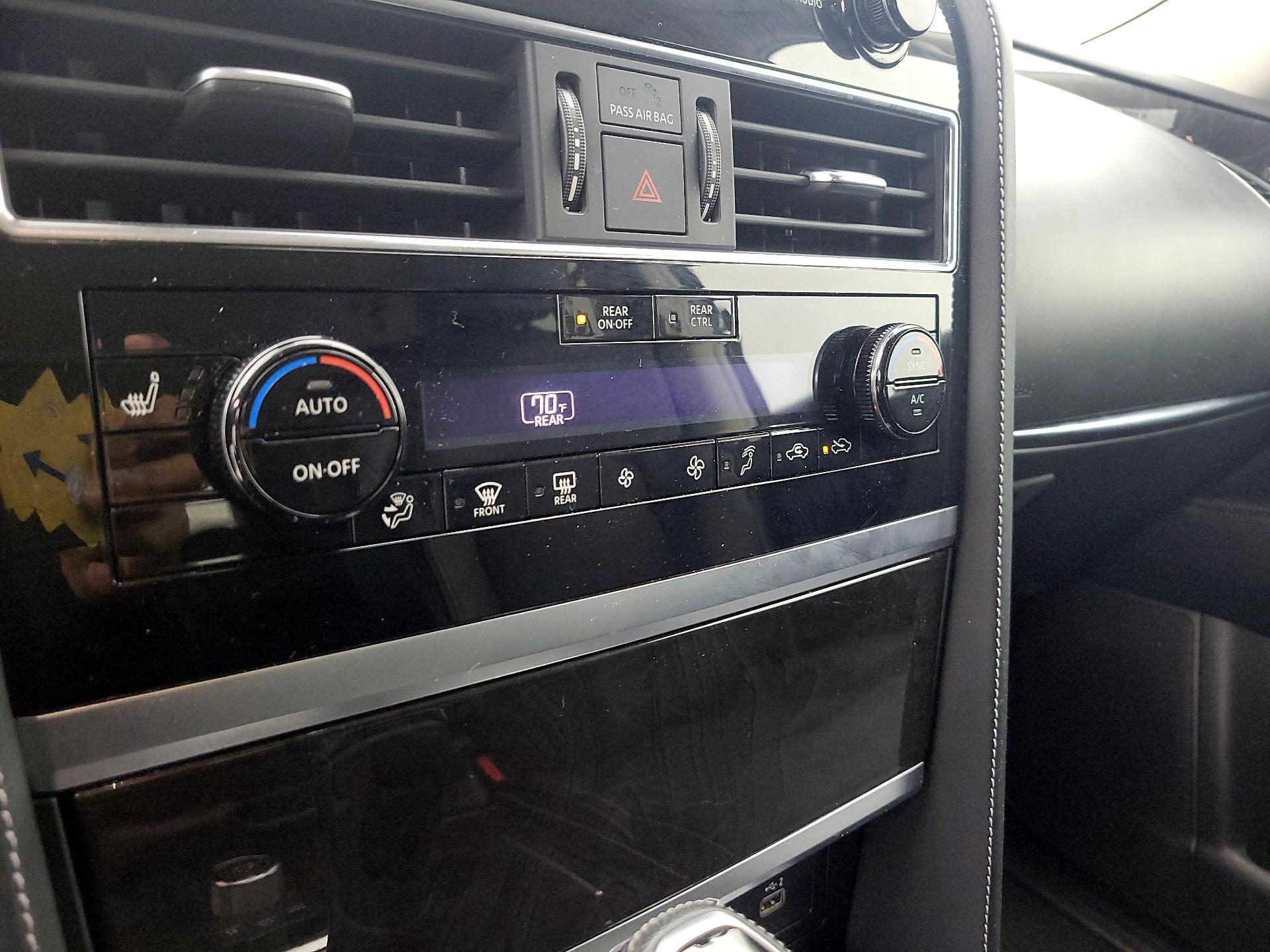 Thumbnail: 2024 INFINITI QX80 - 17