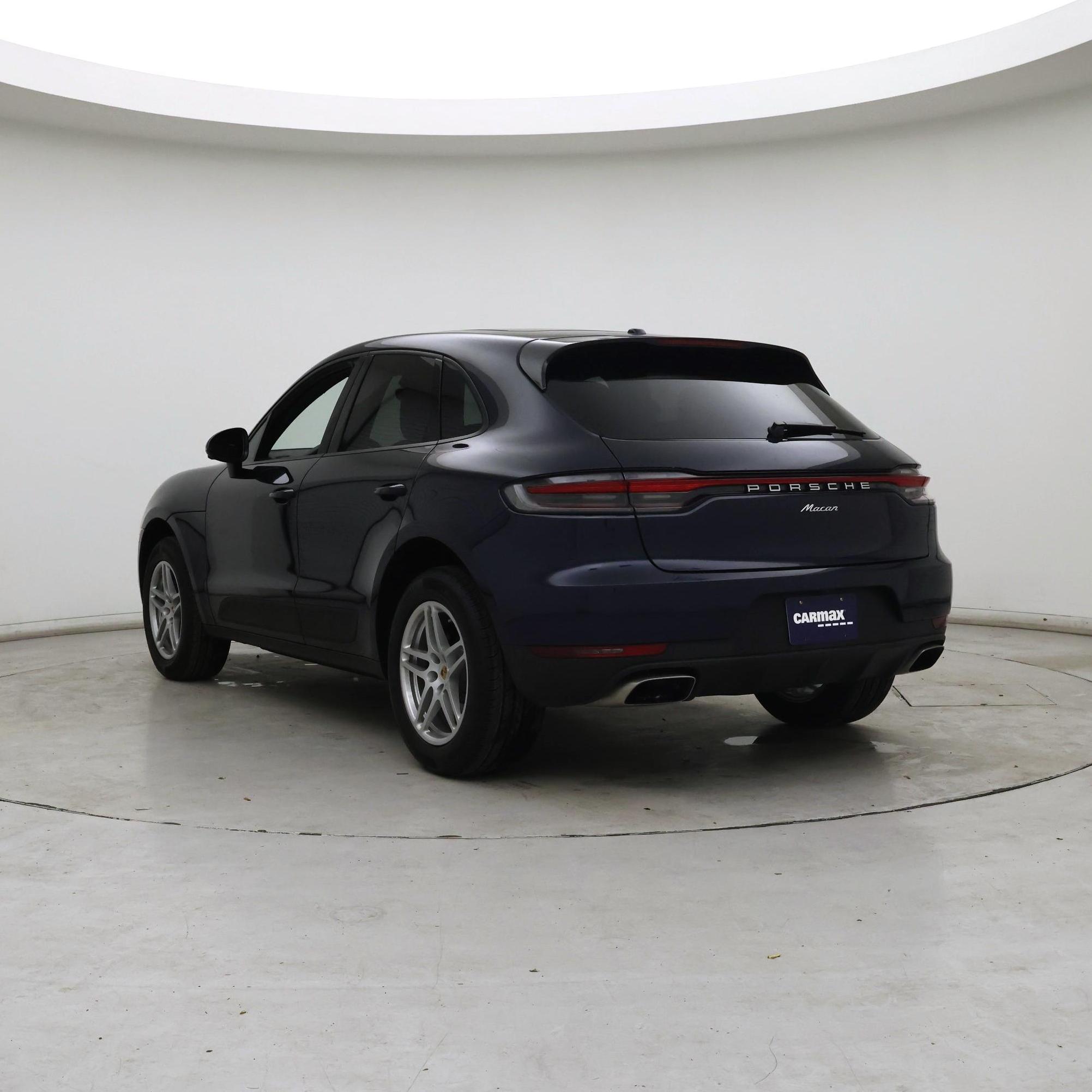 Thumbnail: 2021 Porsche Macan - 2
