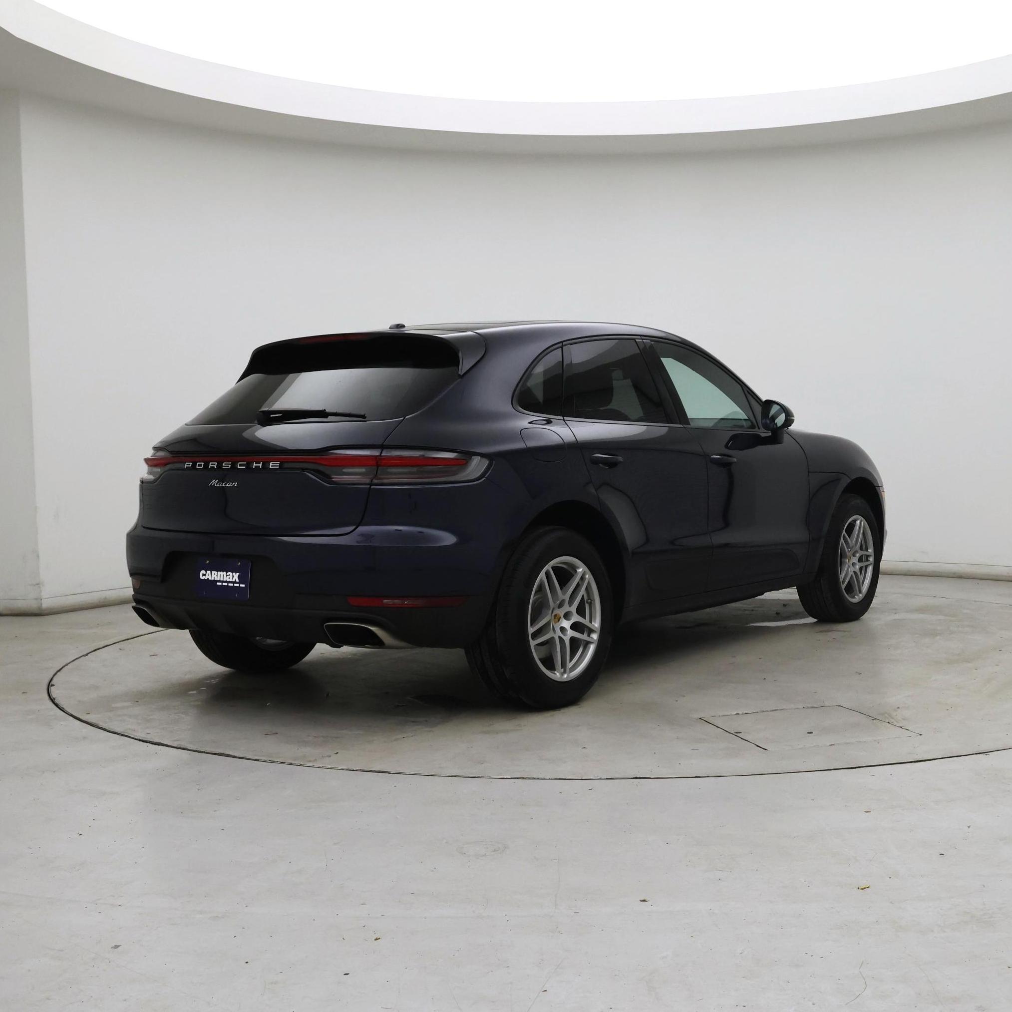 Thumbnail: 2021 Porsche Macan - 8
