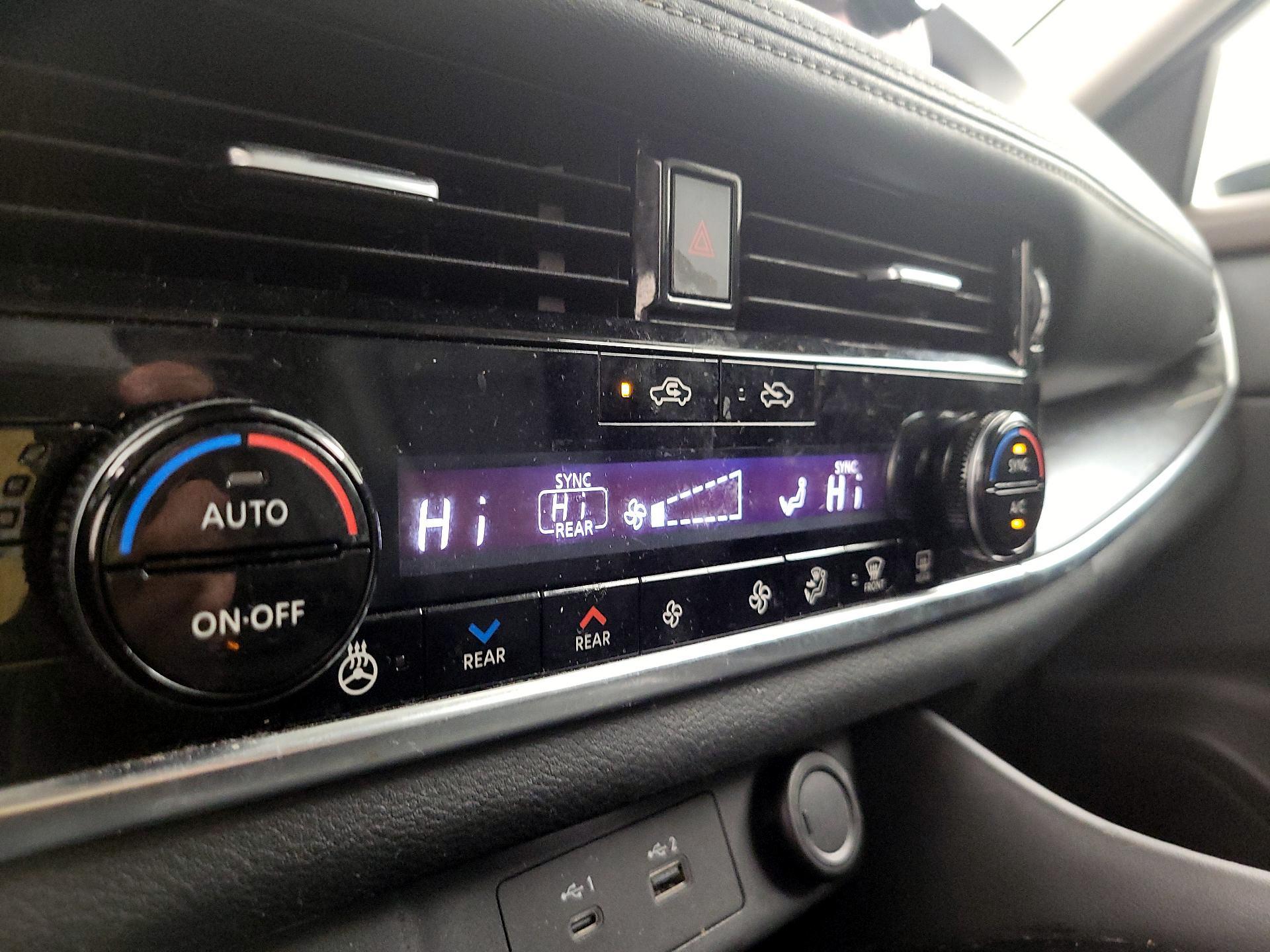 Thumbnail: 2021 Nissan Rogue - 16