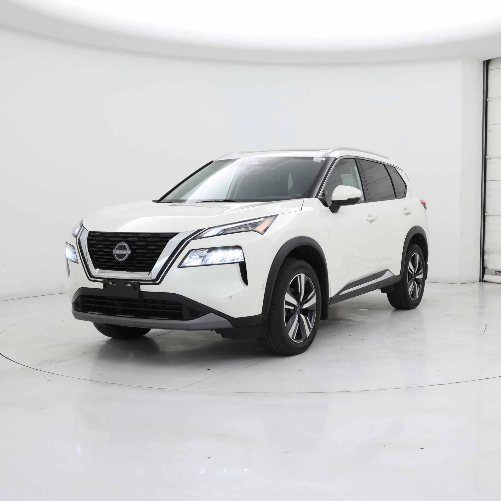 Thumbnail: 2023 Nissan Rogue - 4