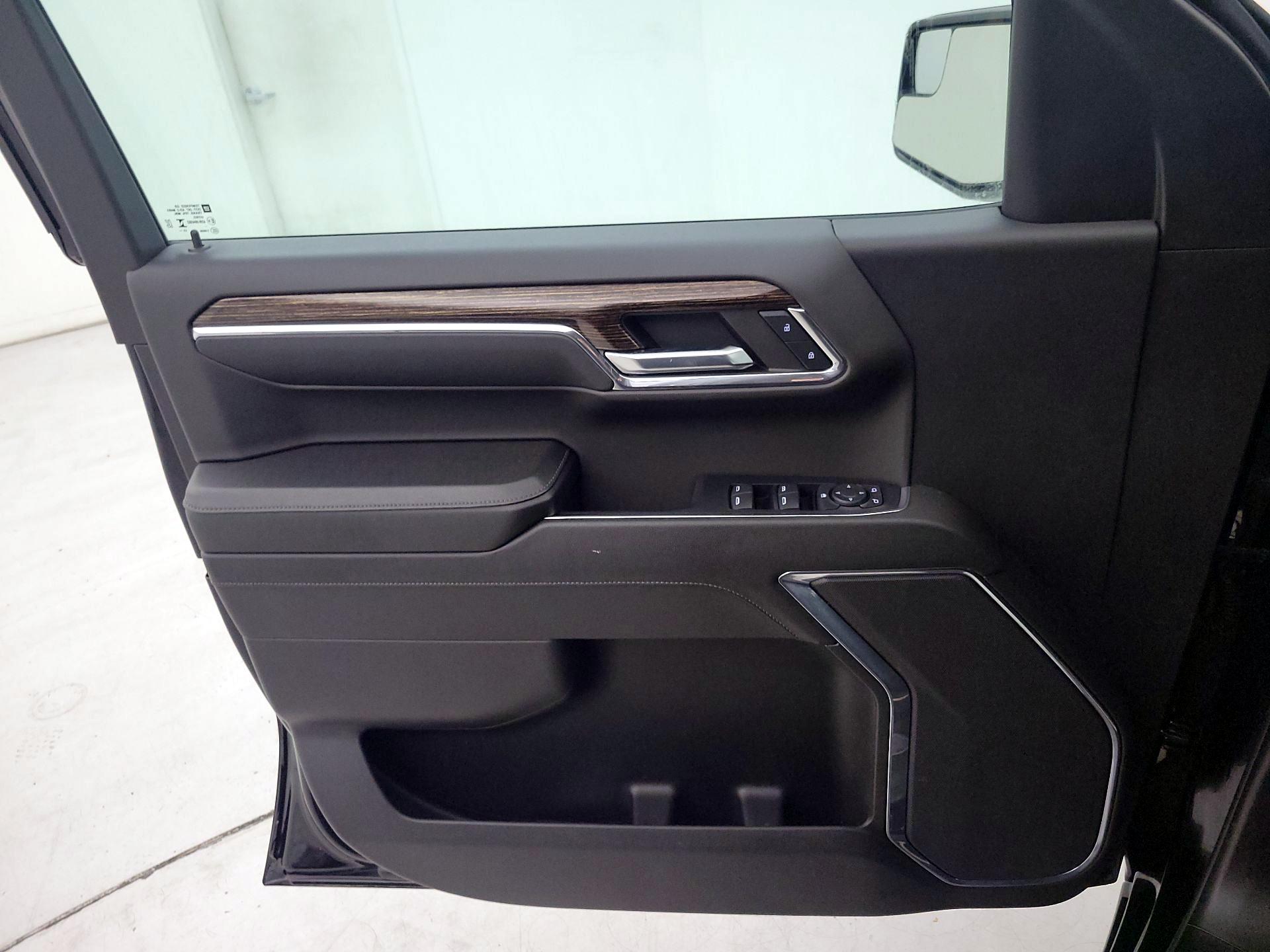 Thumbnail: 2024 GMC Sierra 1500 - 12