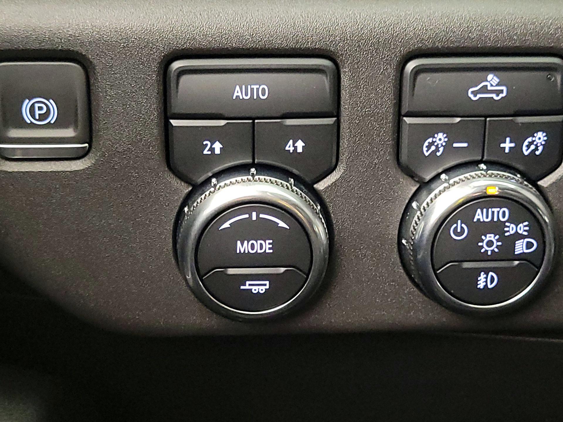 Thumbnail: 2024 GMC Sierra 1500 - 13