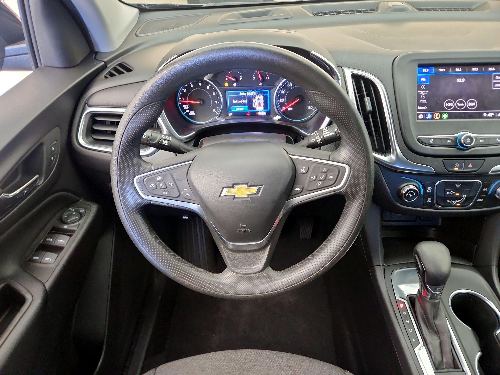 Thumbnail: 2022 Chevrolet Equinox - 10