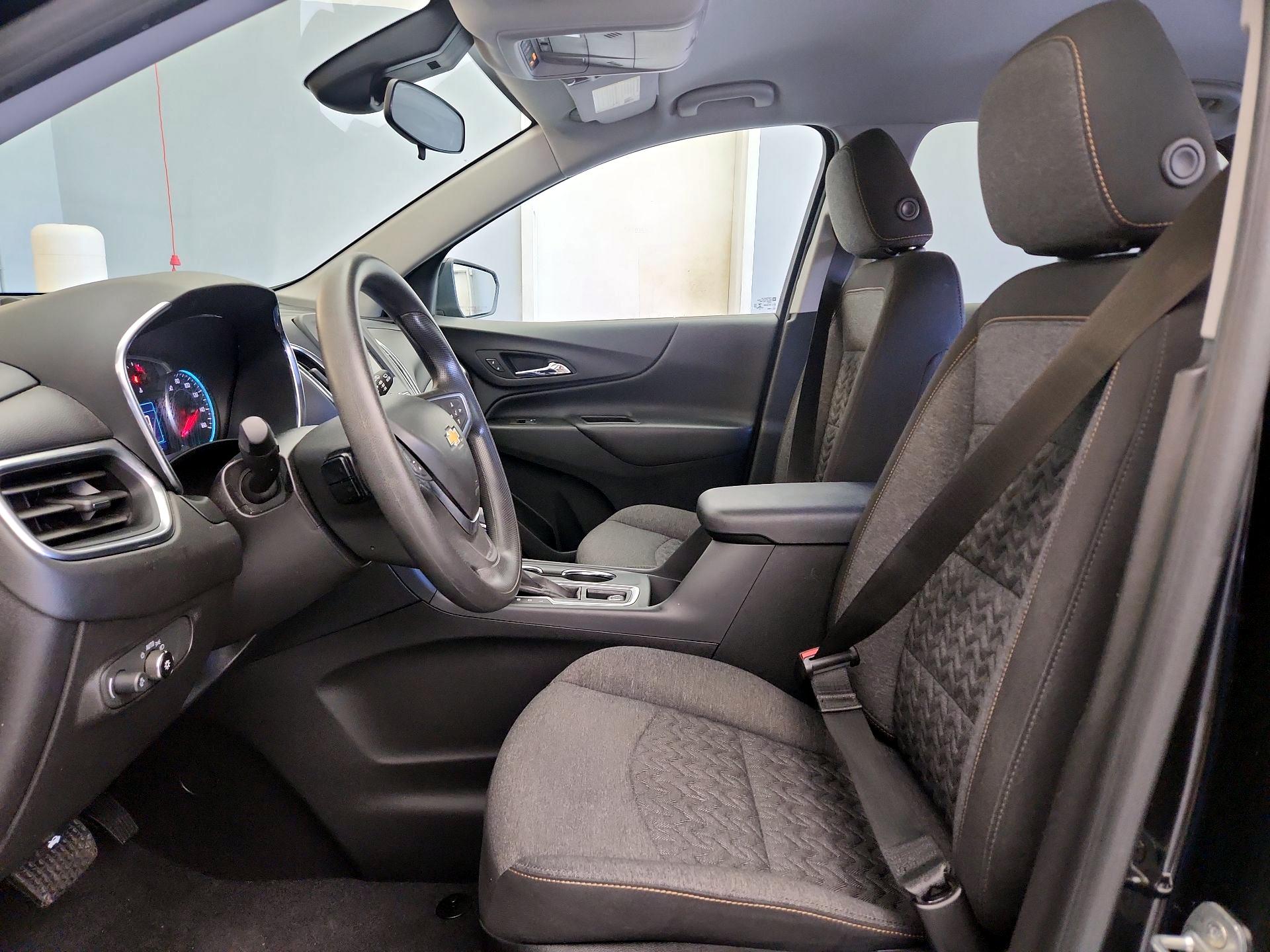 Thumbnail: 2022 Chevrolet Equinox - 11