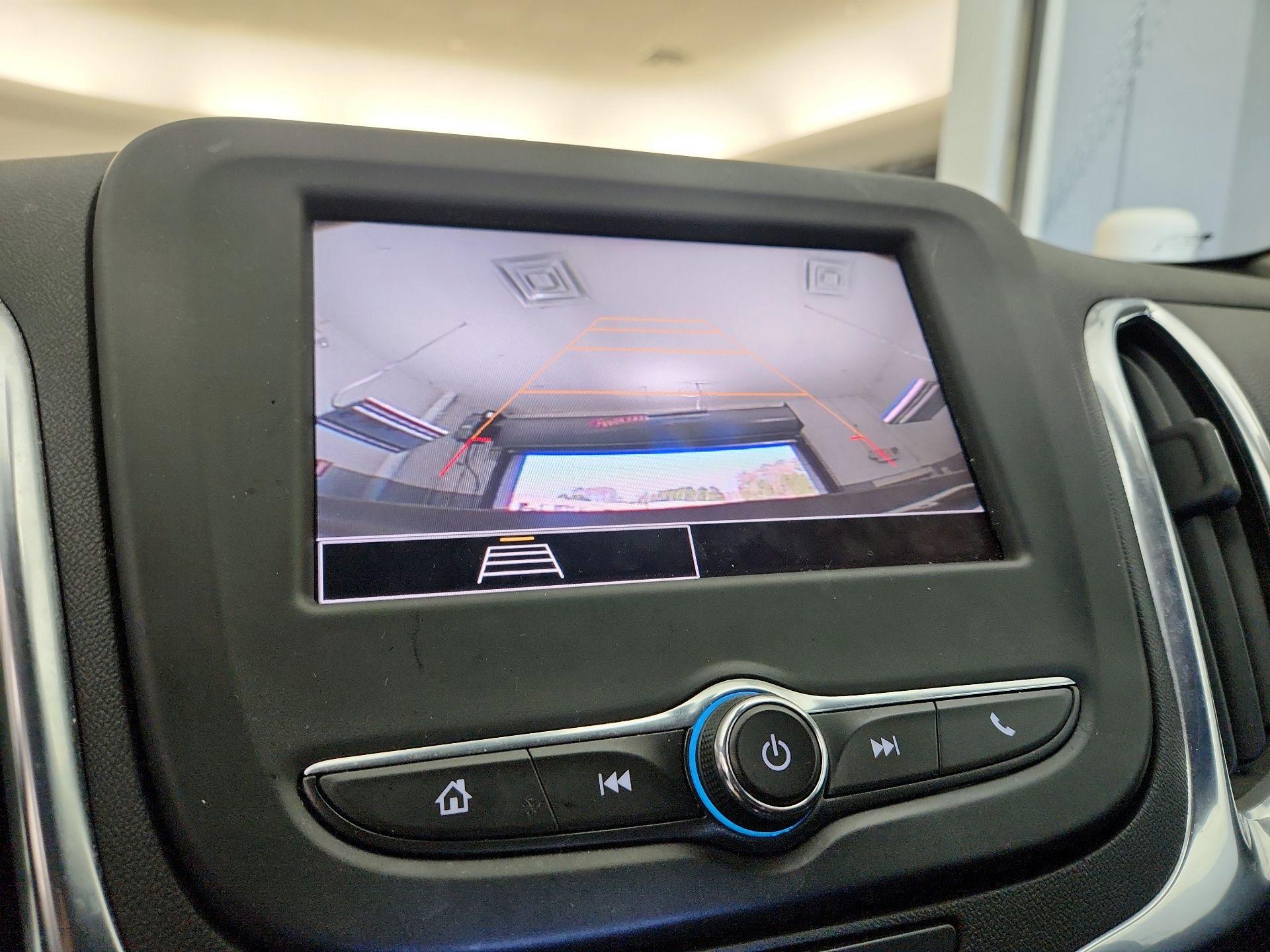 Thumbnail: 2022 Chevrolet Equinox - 14