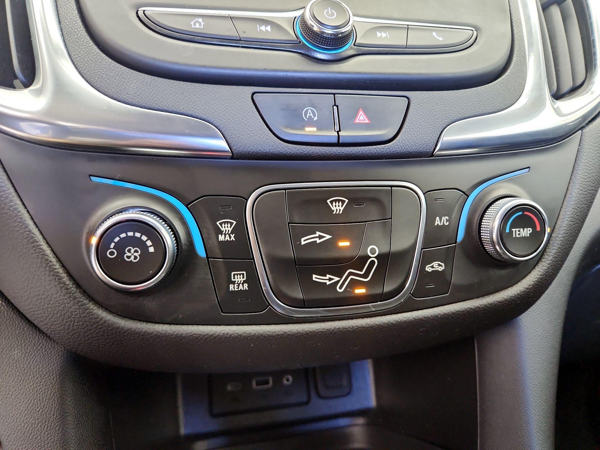 Thumbnail: 2022 Chevrolet Equinox - 16