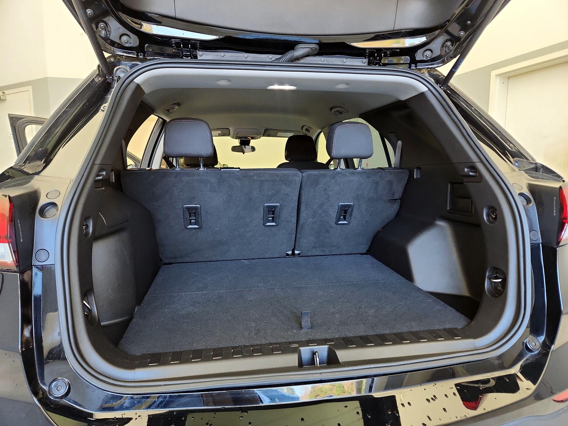 Thumbnail: 2022 Chevrolet Equinox - 20