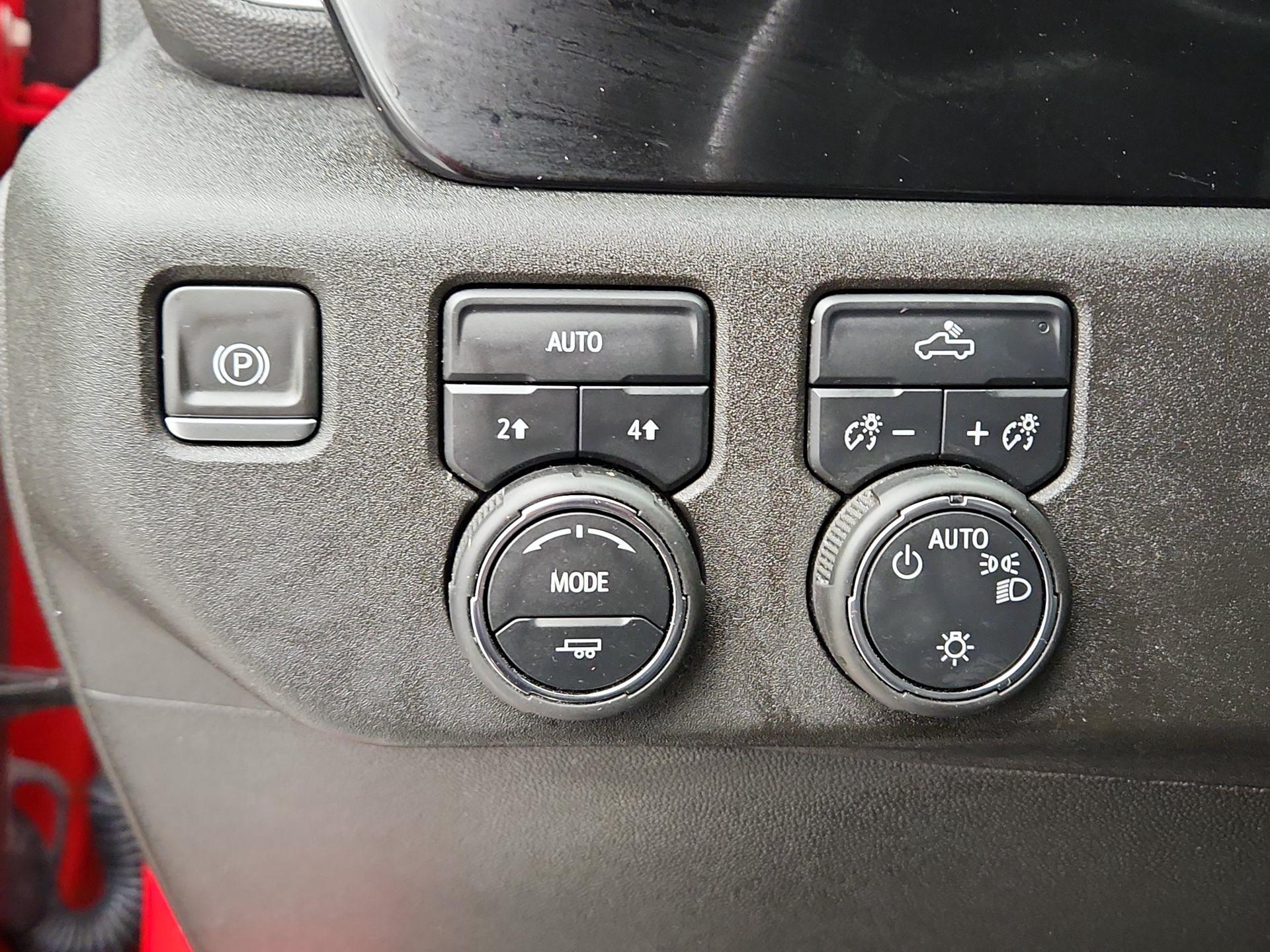 Thumbnail: 2023 Chevrolet Silverado 1500 - 13