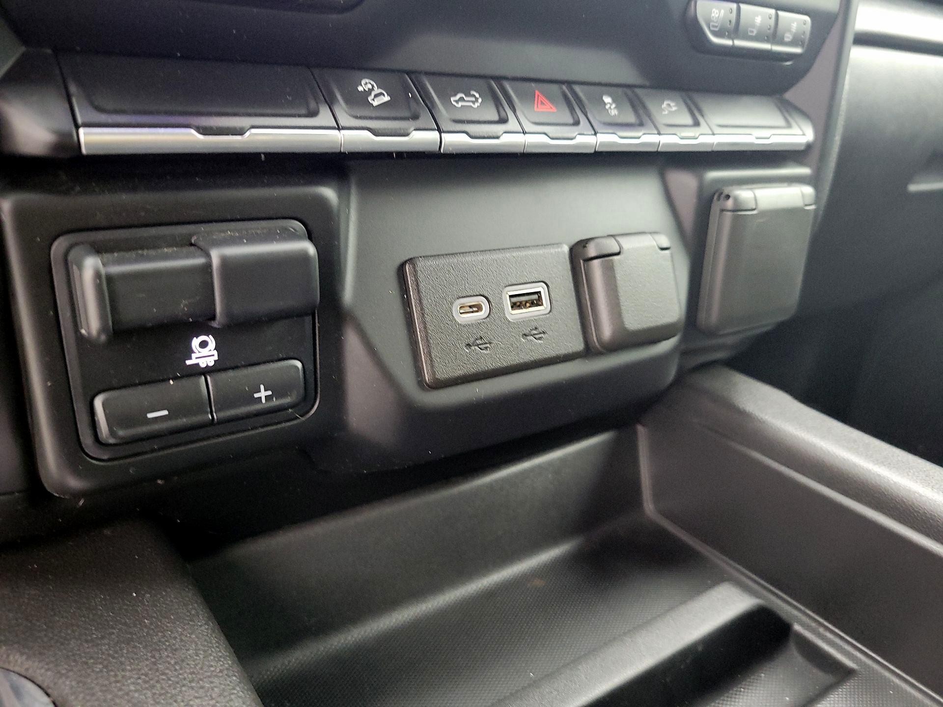 Thumbnail: 2021 GMC Sierra 1500 - 18