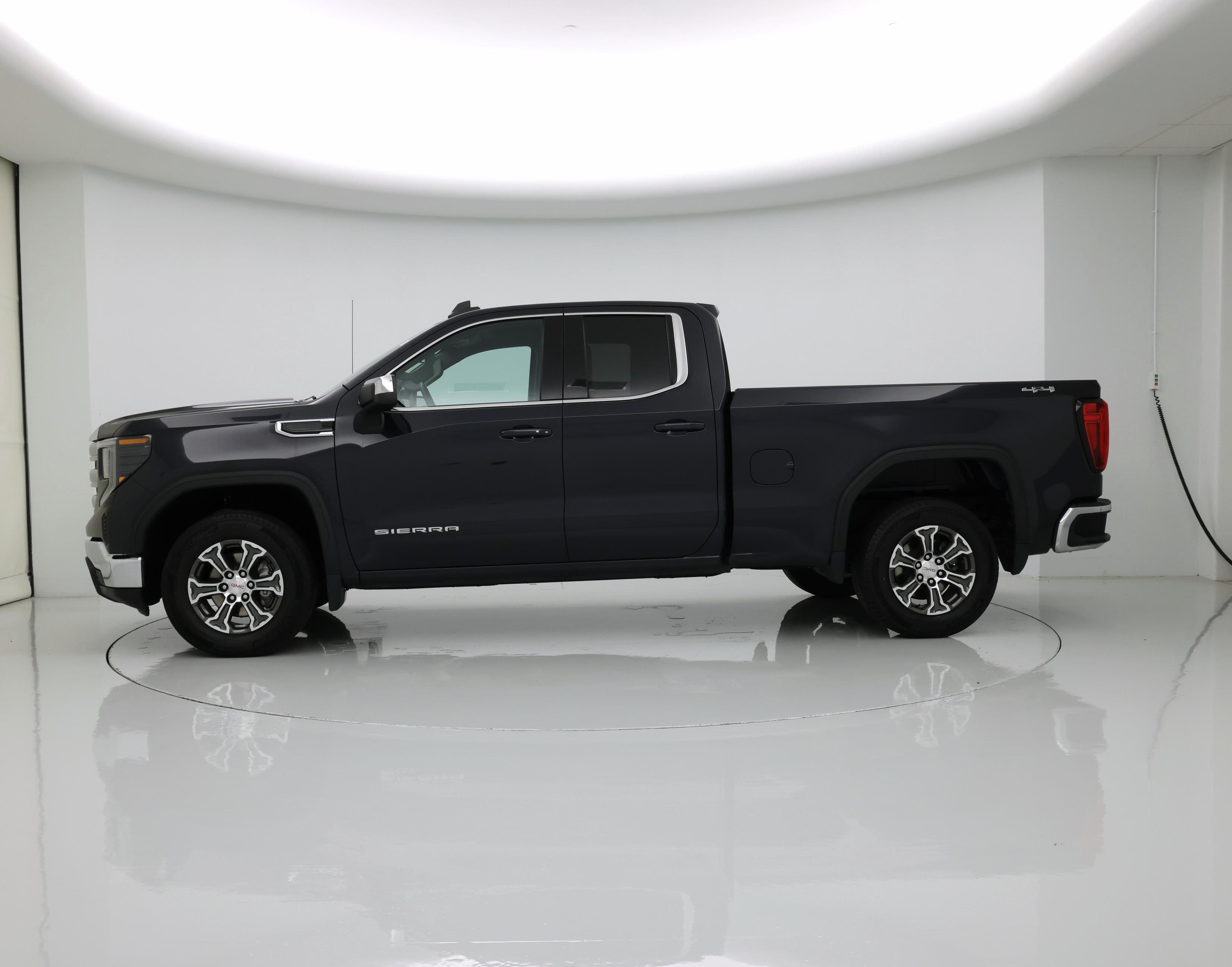 Thumbnail: 2023 GMC Sierra 1500 - 3