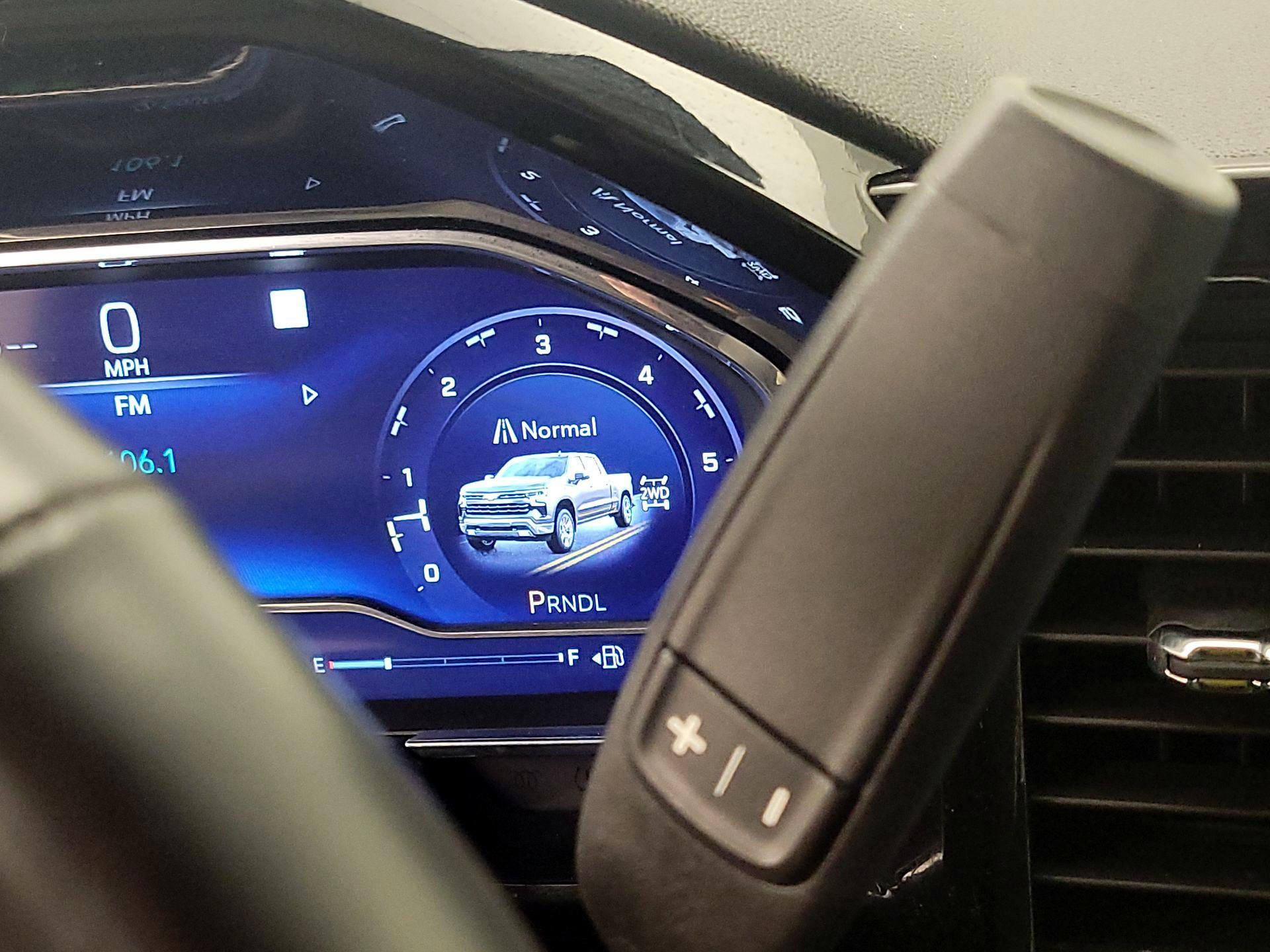 Thumbnail: 2023 Chevrolet Silverado 1500 - 18