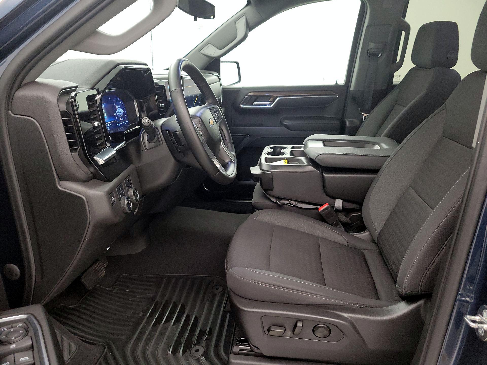 Thumbnail: 2023 Chevrolet Silverado 1500 - 11