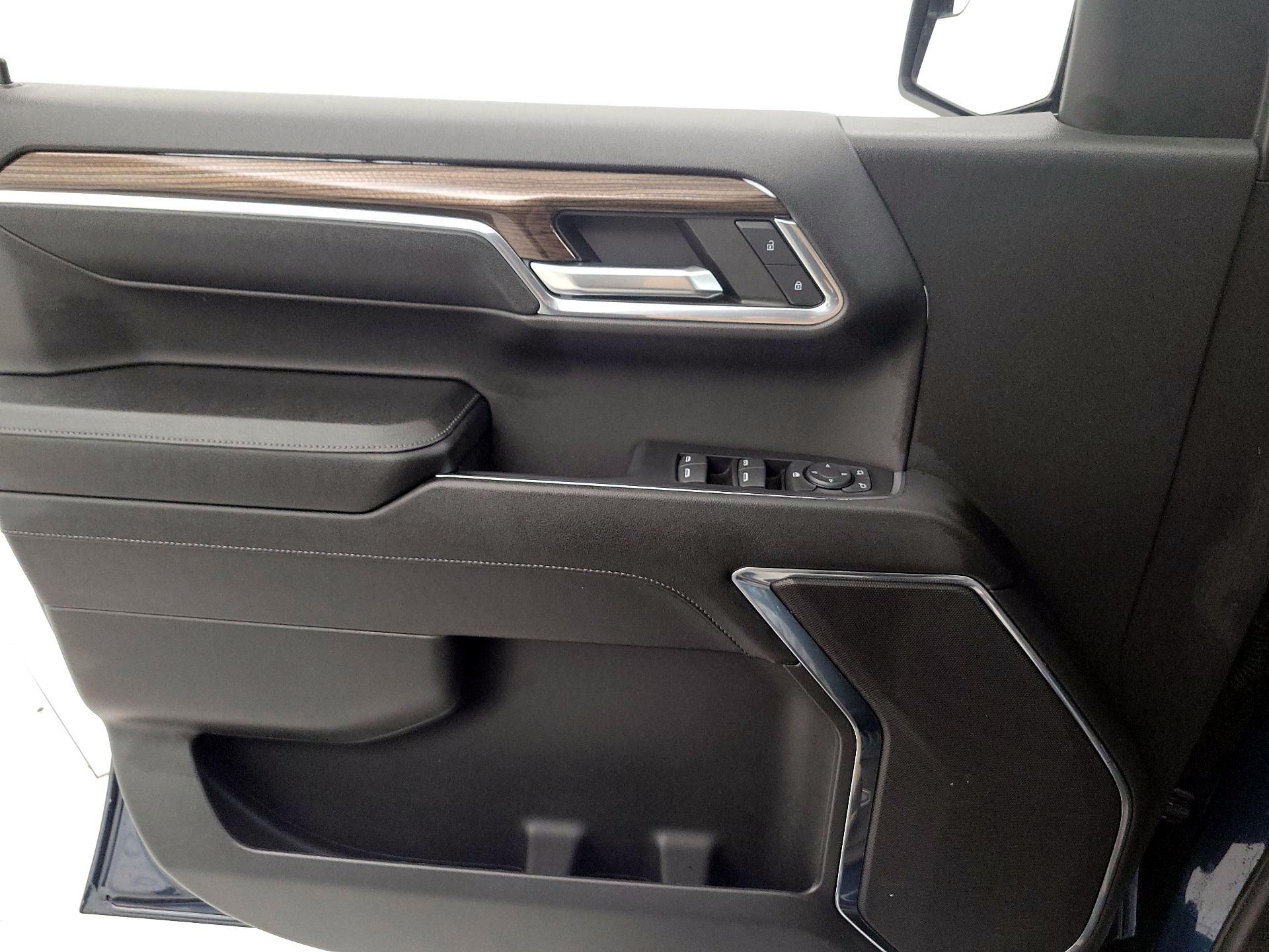 Thumbnail: 2023 Chevrolet Silverado 1500 - 12