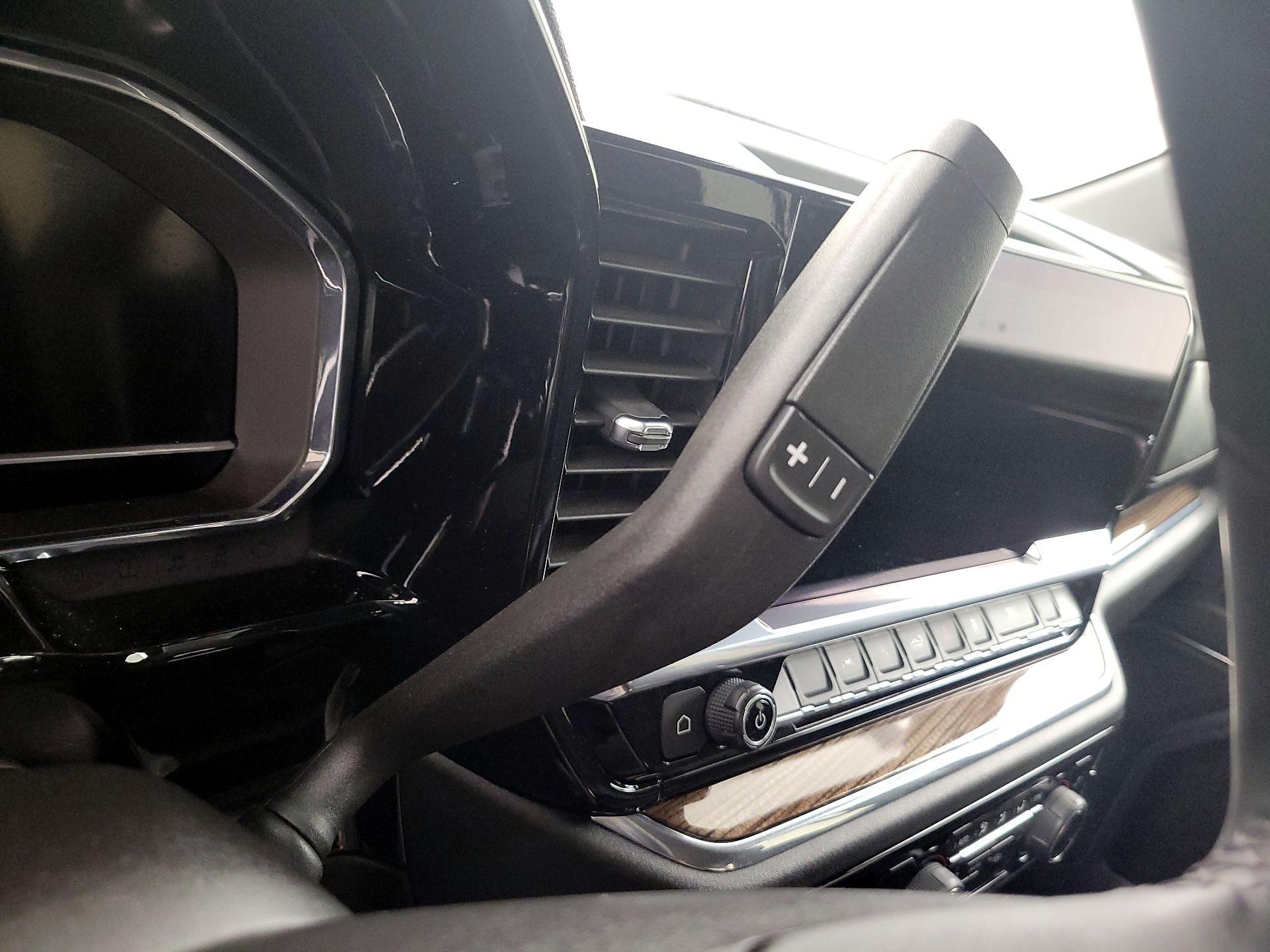 Thumbnail: 2023 Chevrolet Silverado 1500 - 17