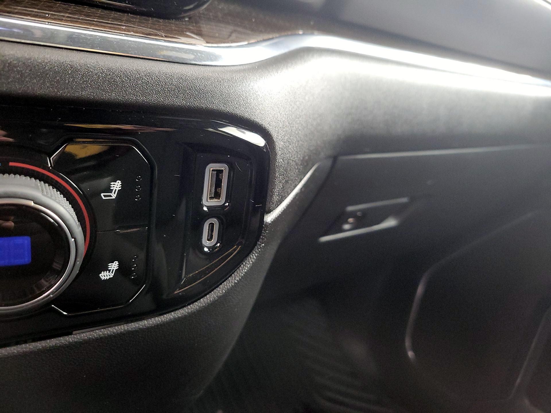 Thumbnail: 2023 Chevrolet Silverado 1500 - 18