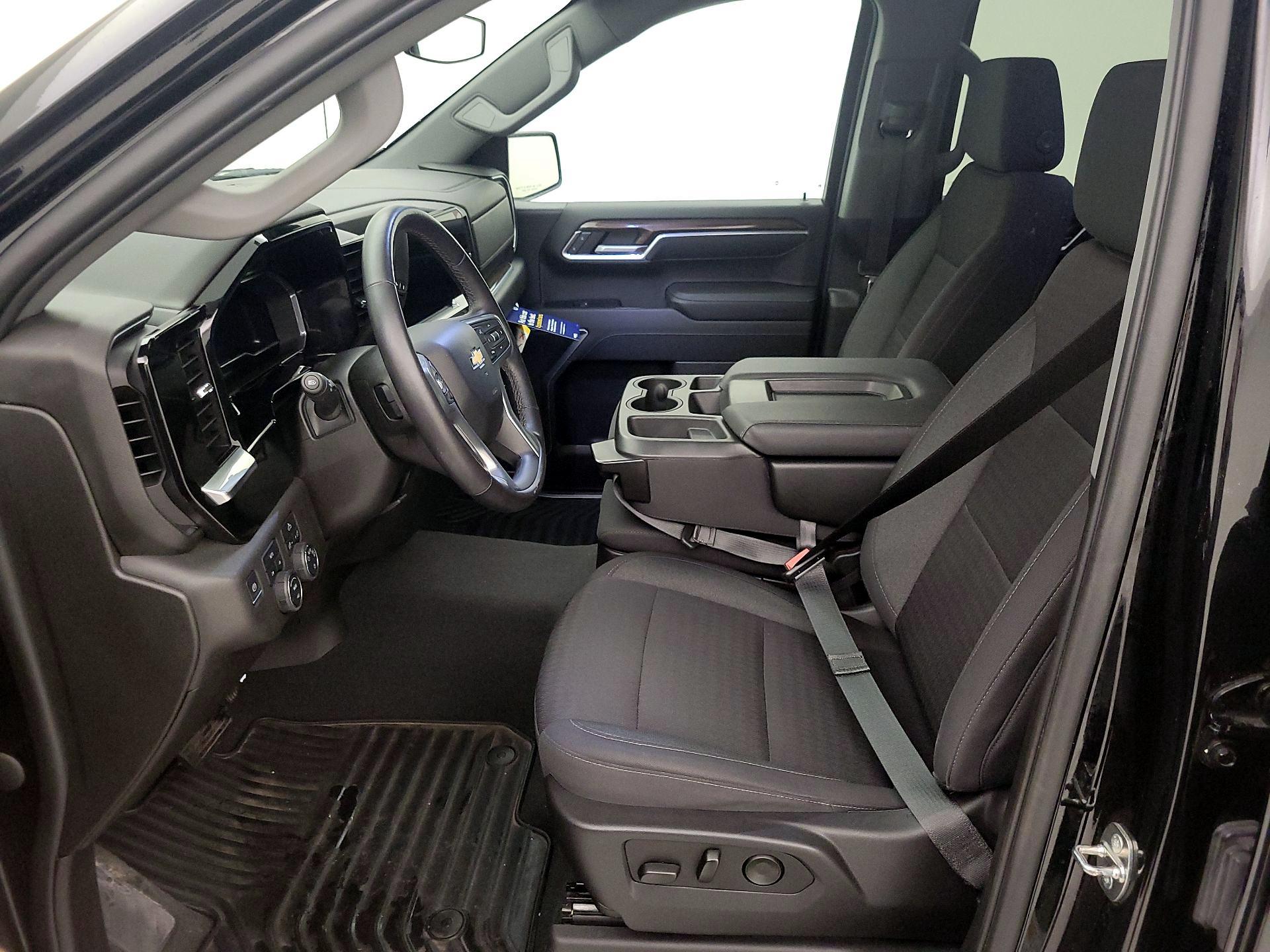 Thumbnail: 2022 Chevrolet Silverado 1500 - 11