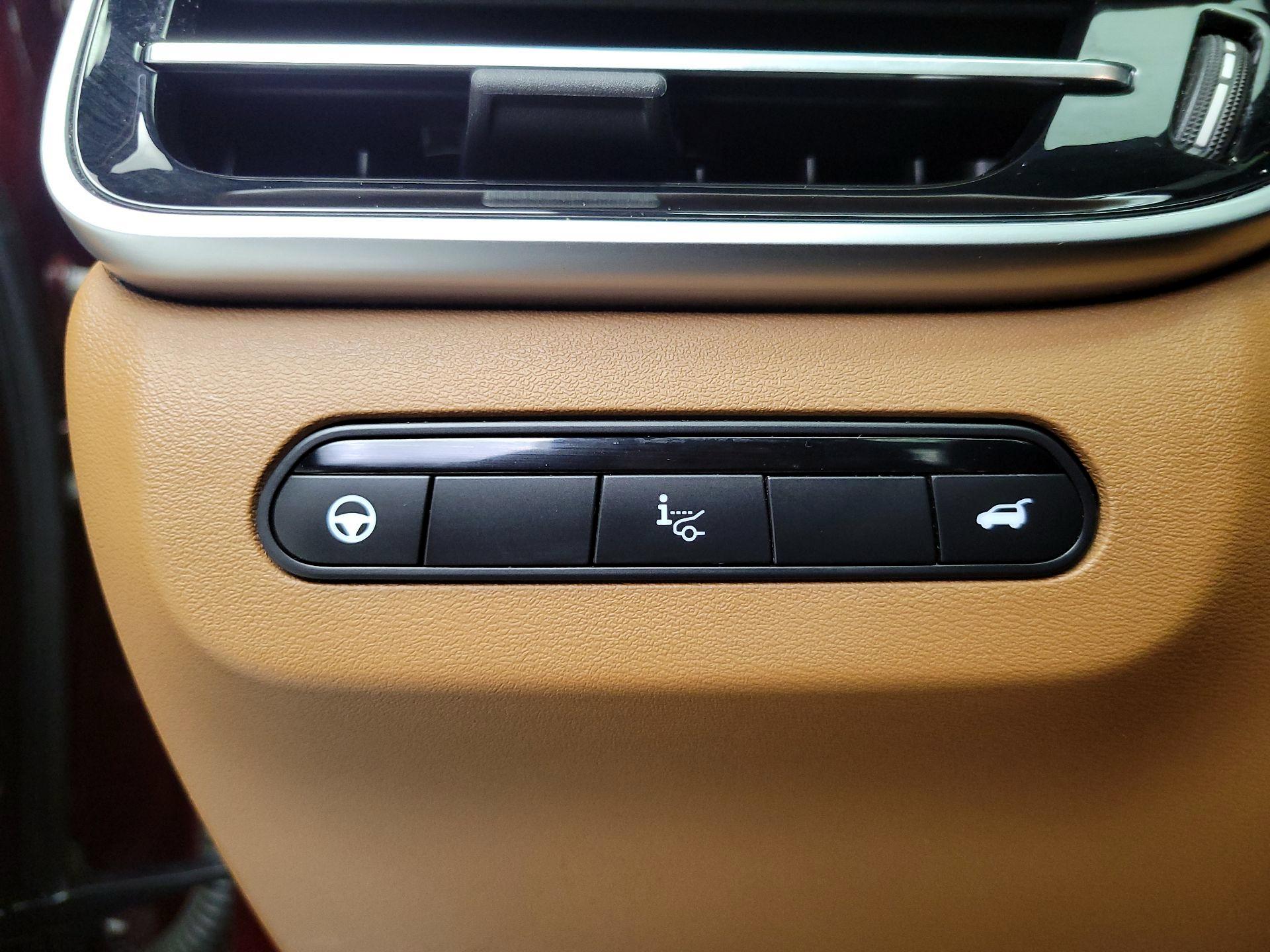 Thumbnail: 2022 INFINITI QX60 - 13