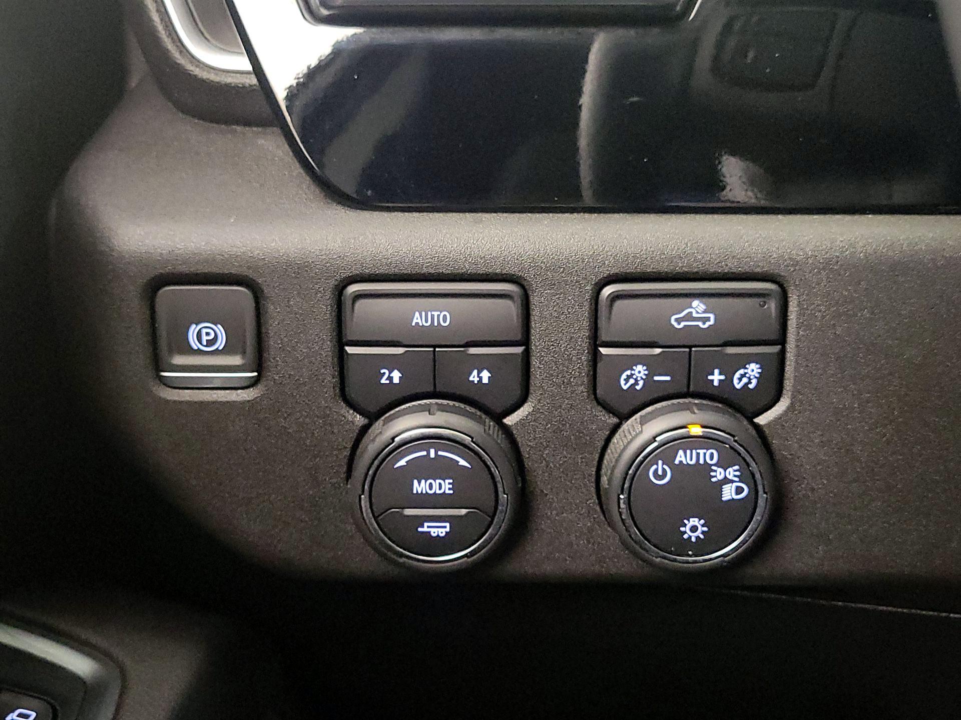 Thumbnail: 2023 Chevrolet Silverado 1500 - 13